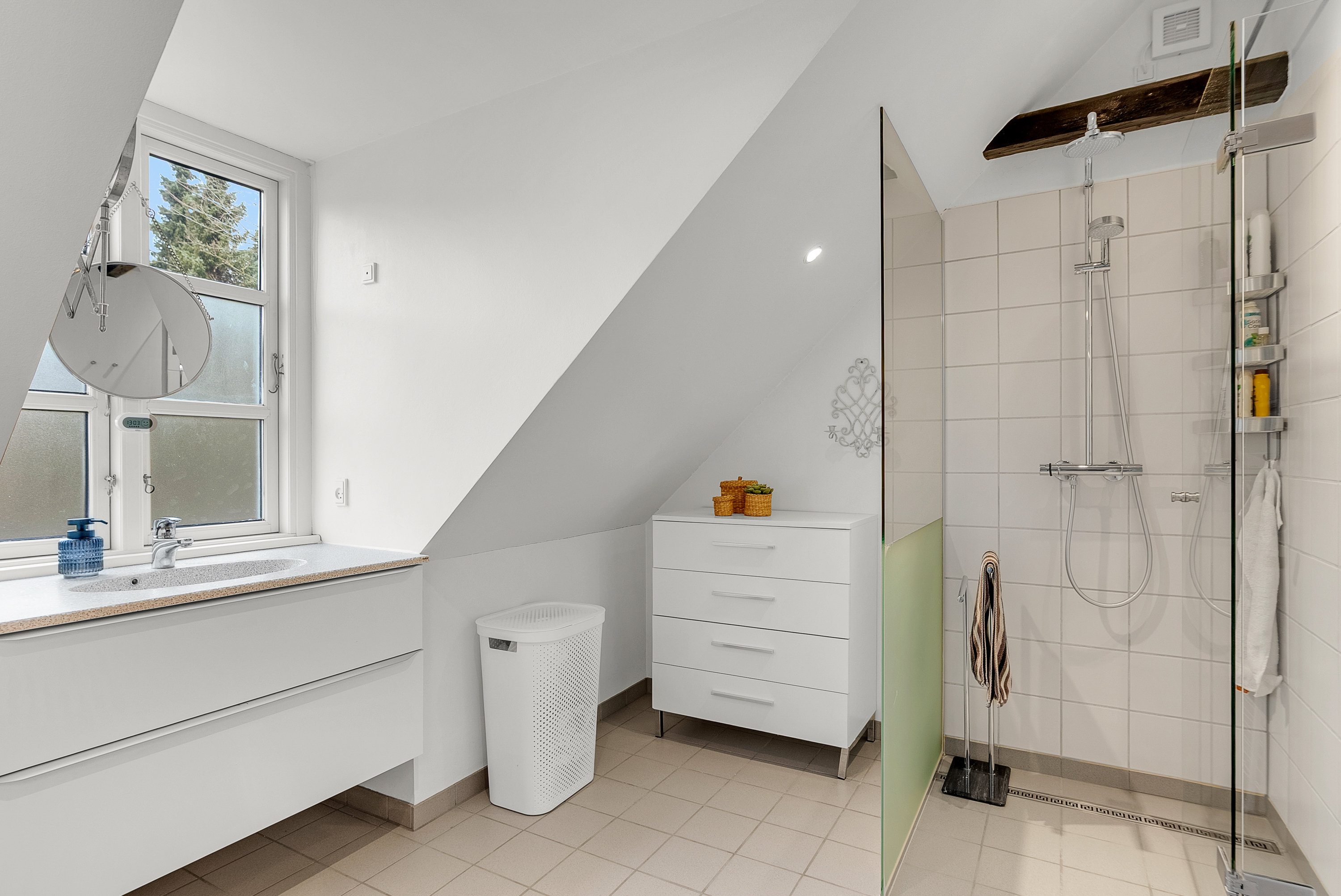 Fremhævet badeværelse billede i fuldskærmstilstand. Billede af Dalegade 16, 7000 Fredericia