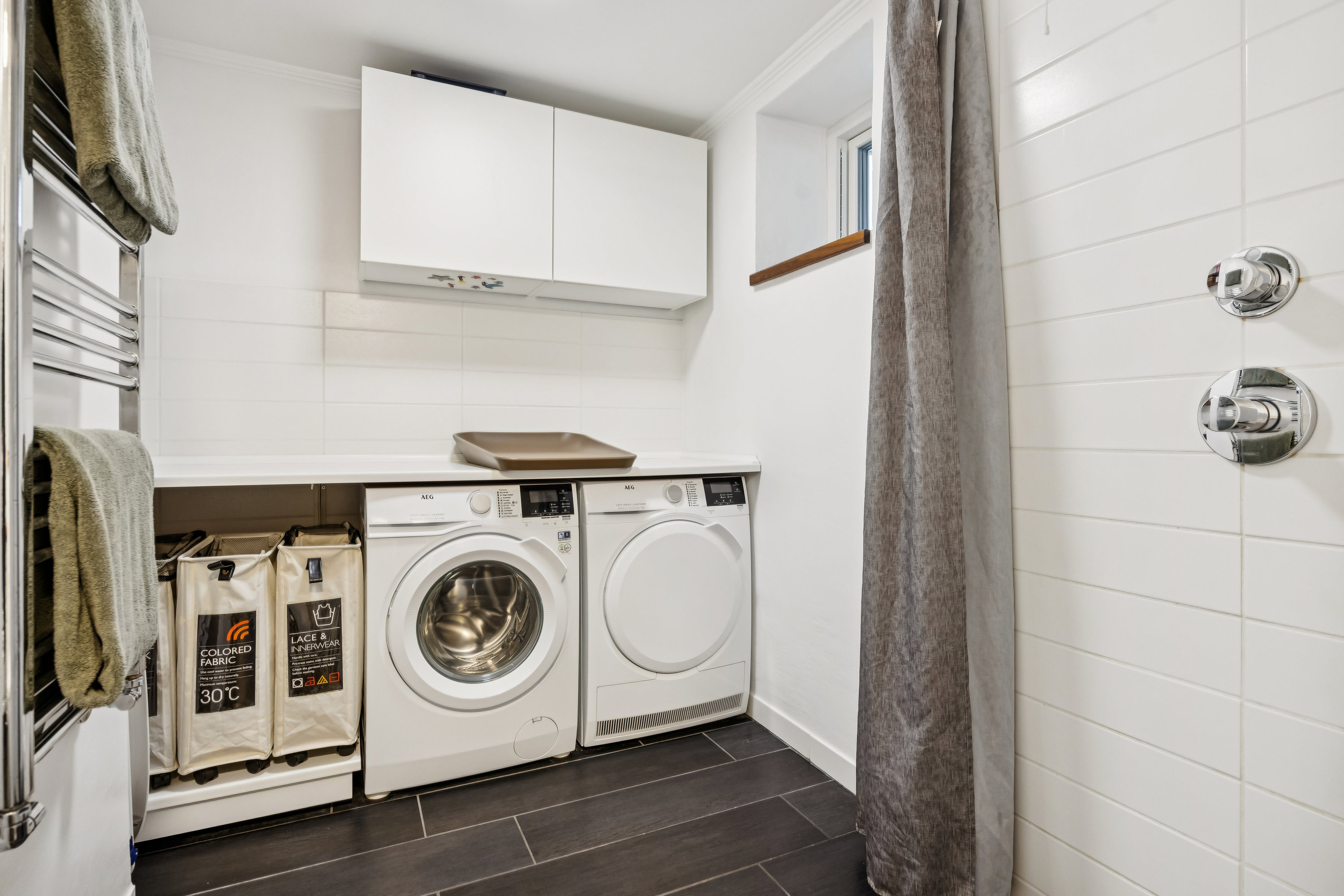 Fremhævet badeværelse billede i fuldskærmstilstand. Billede af Venøvej 1, 9400 Nørresundby