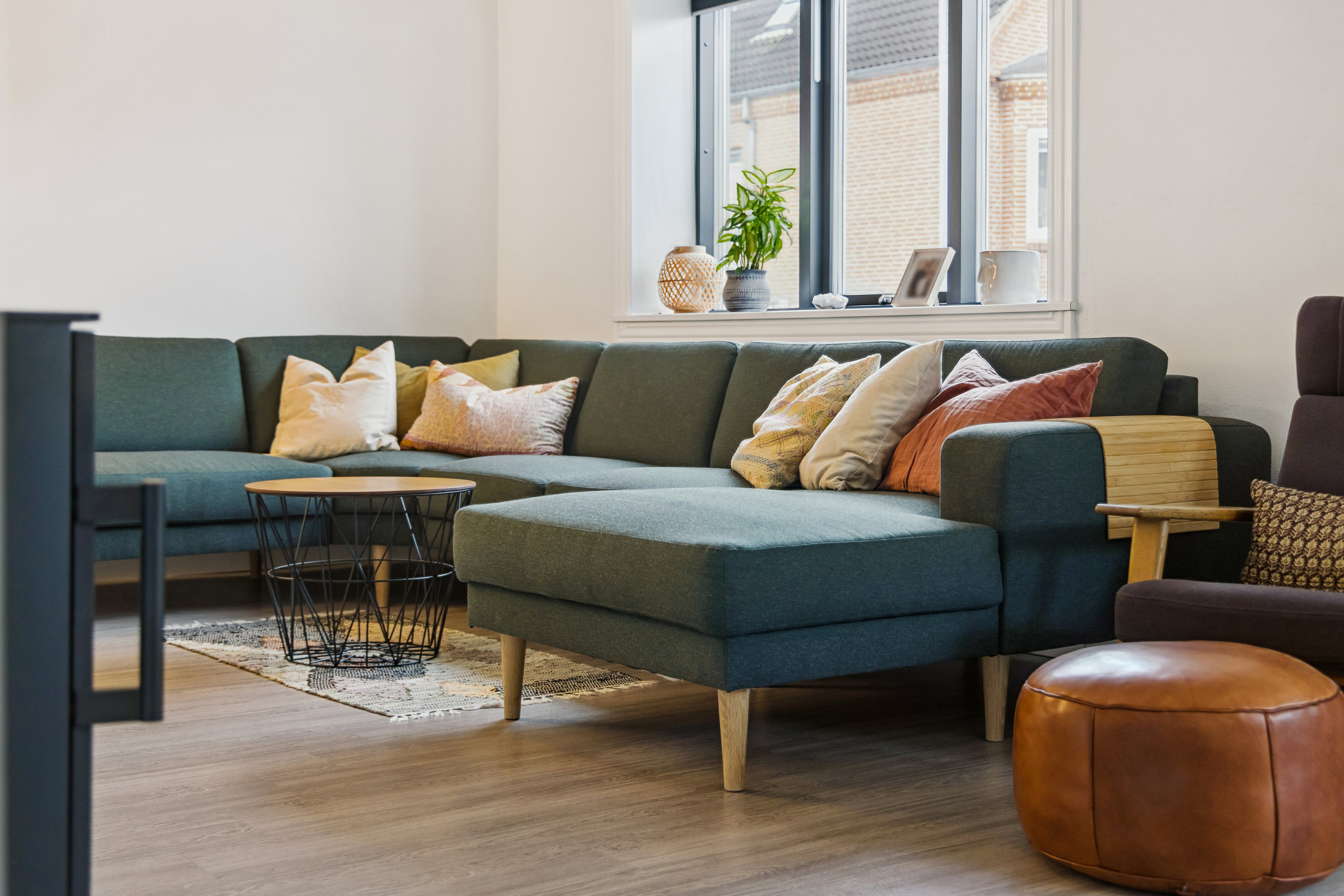 Fremhævet stue billede i fuldskærmstilstand. Billede af Venøvej 1, 9400 Nørresundby