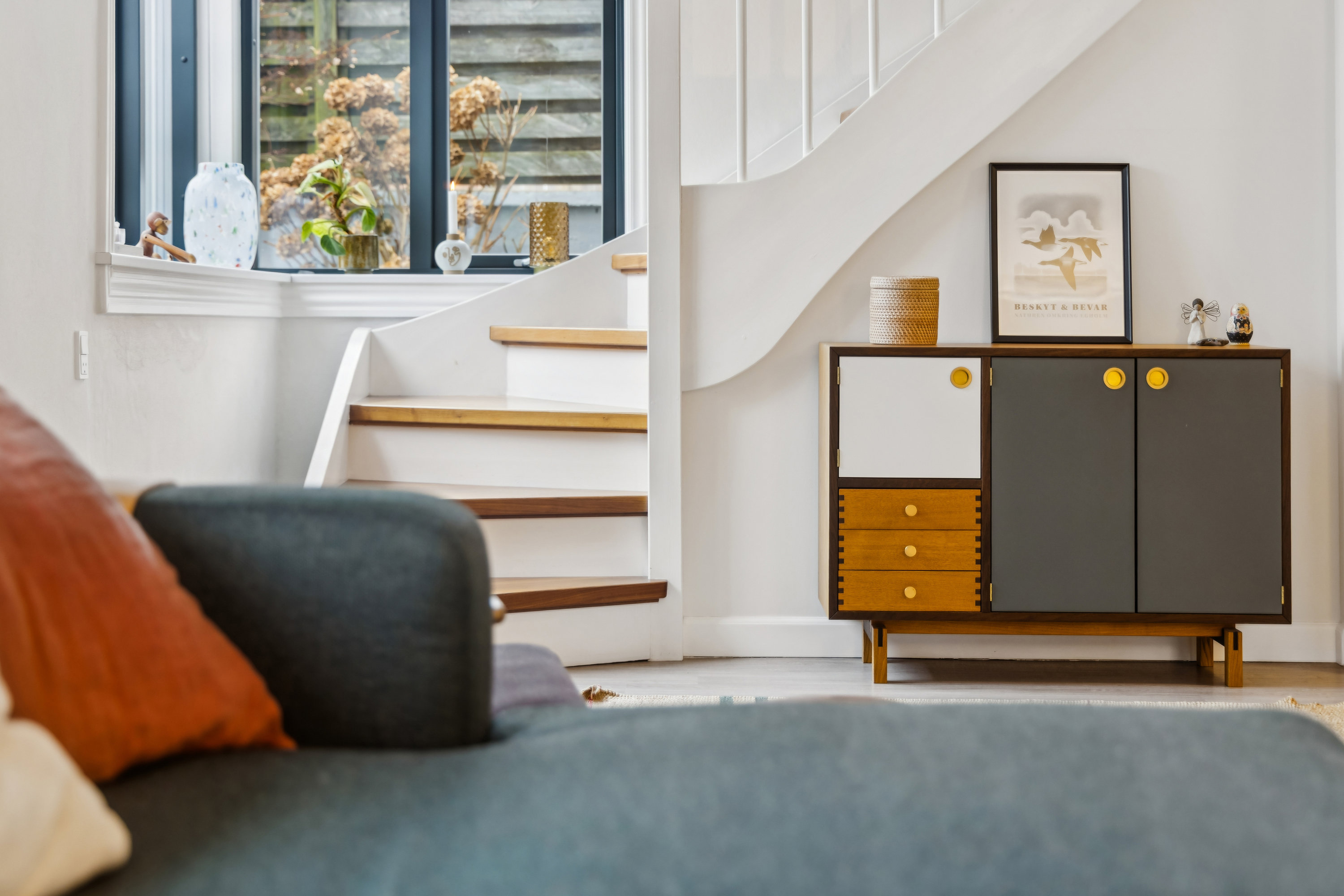 Fremhævet stue billede i fuldskærmstilstand. Billede af Venøvej 1, 9400 Nørresundby