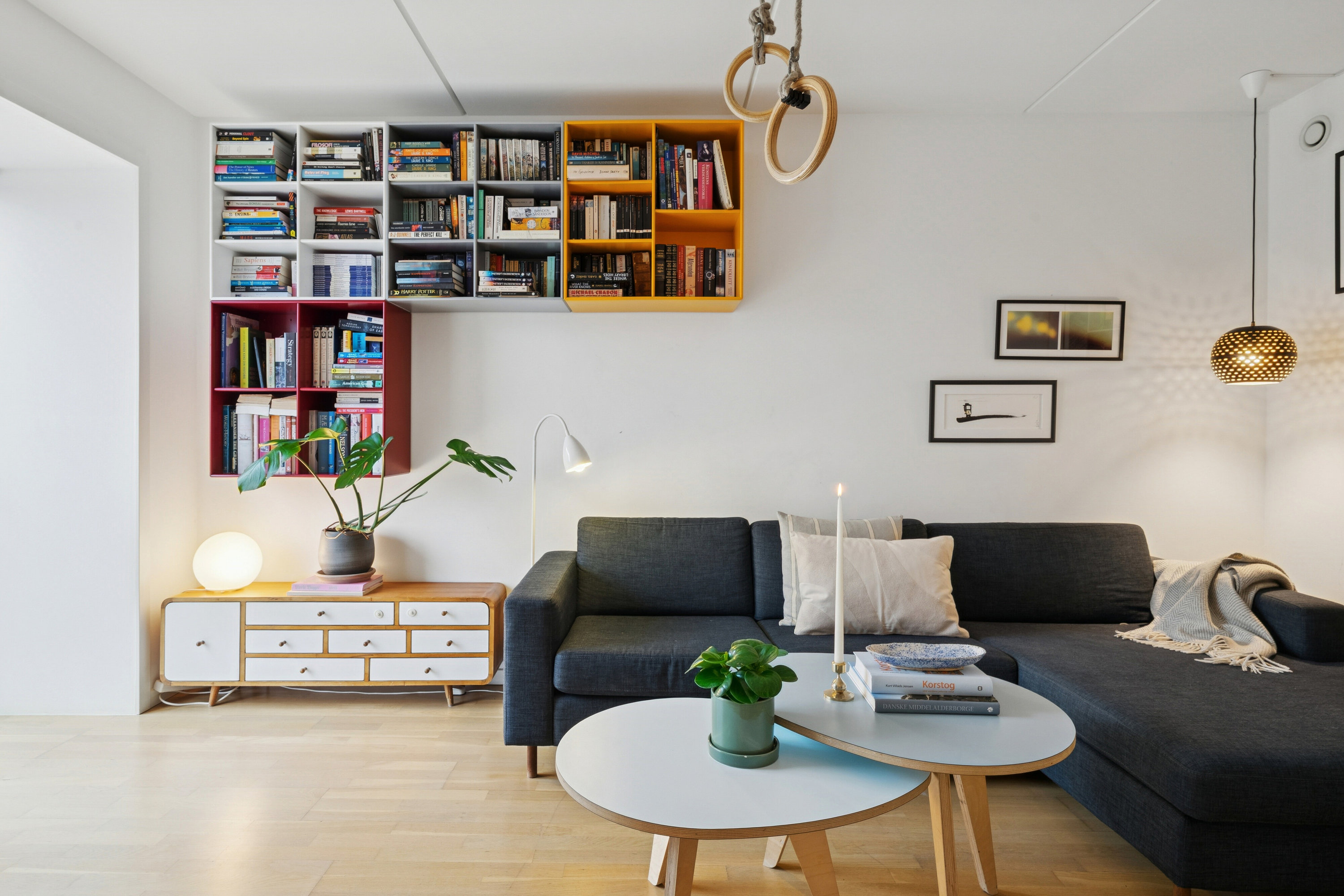 Fremhævet stue billede i fuldskærmstilstand. Billede af Tom Kristensens Vej 87, 2300 København S