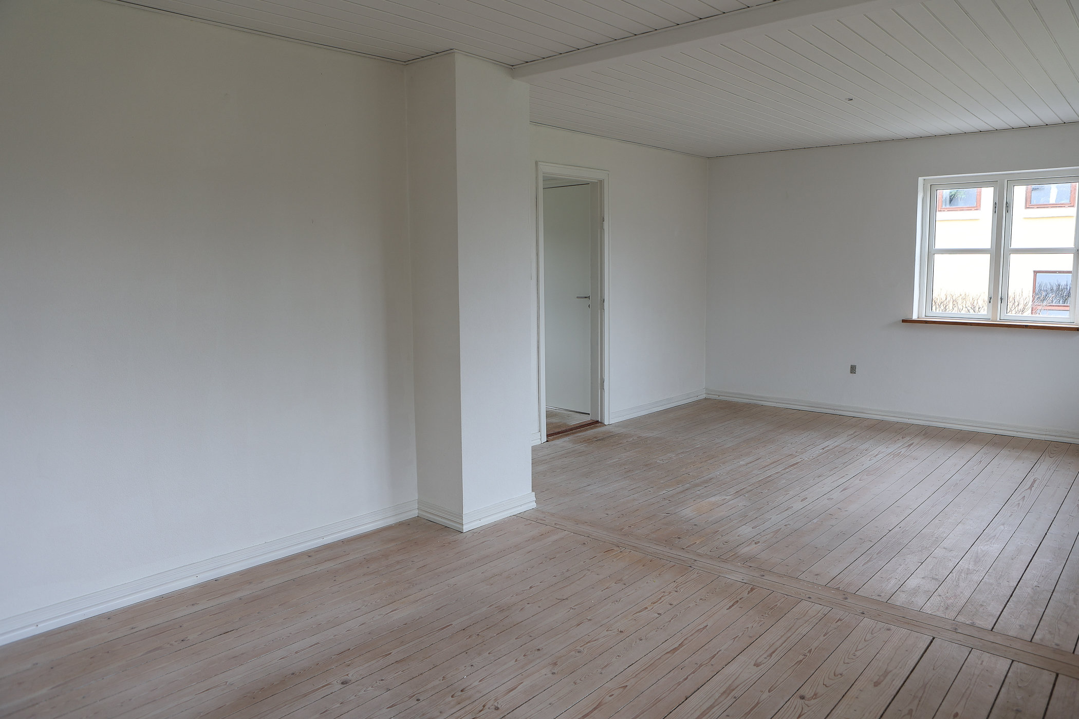 Fremhævet stue billede i fuldskærmstilstand. Billede af Gl Landevej 39, Tornby, 9850 Hirtshals