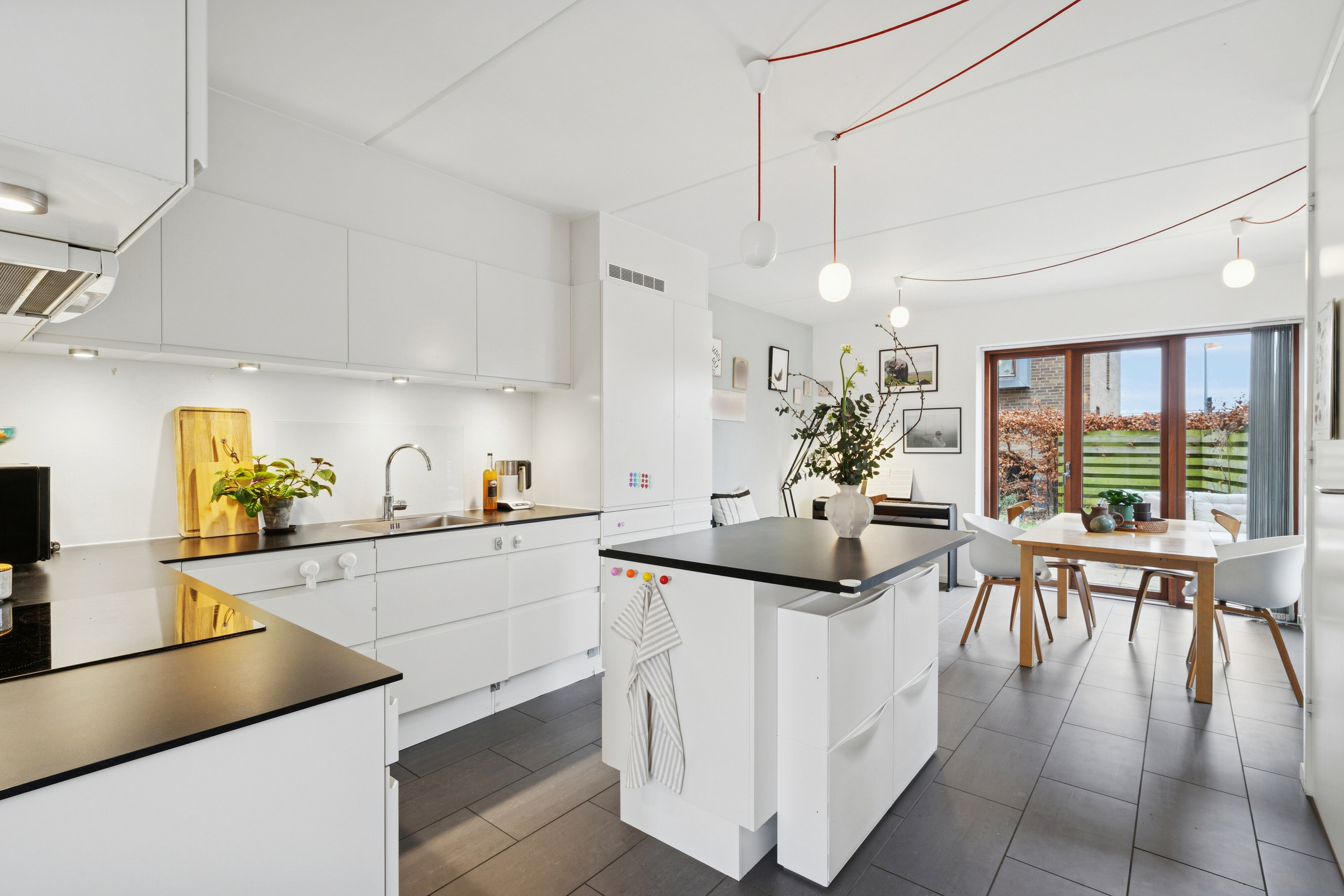 Miniaturebillede 2: køkken. Billede af Tom Kristensens Vej 87, 2300 København S