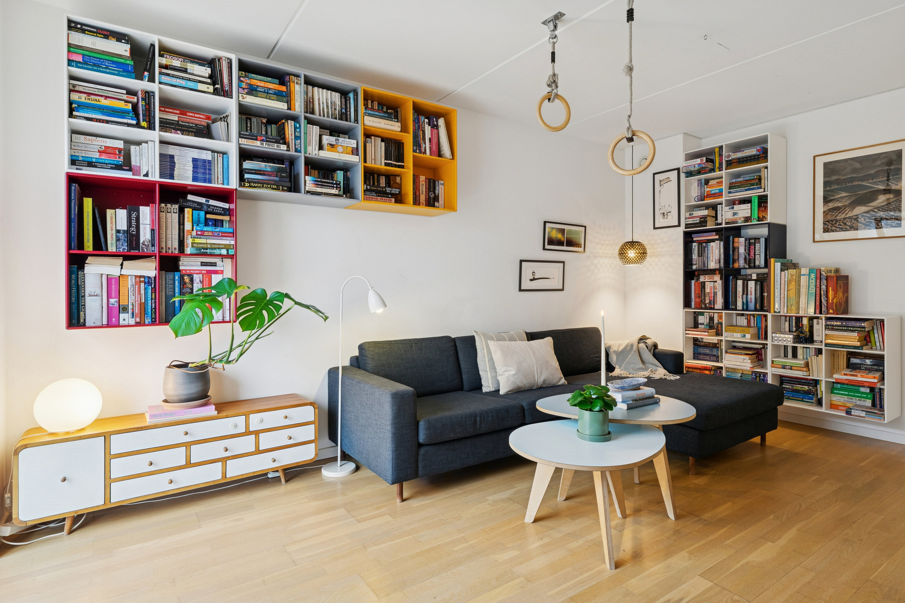 Fremhævet stue billede i fuldskærmstilstand. Billede af Tom Kristensens Vej 87, 2300 København S