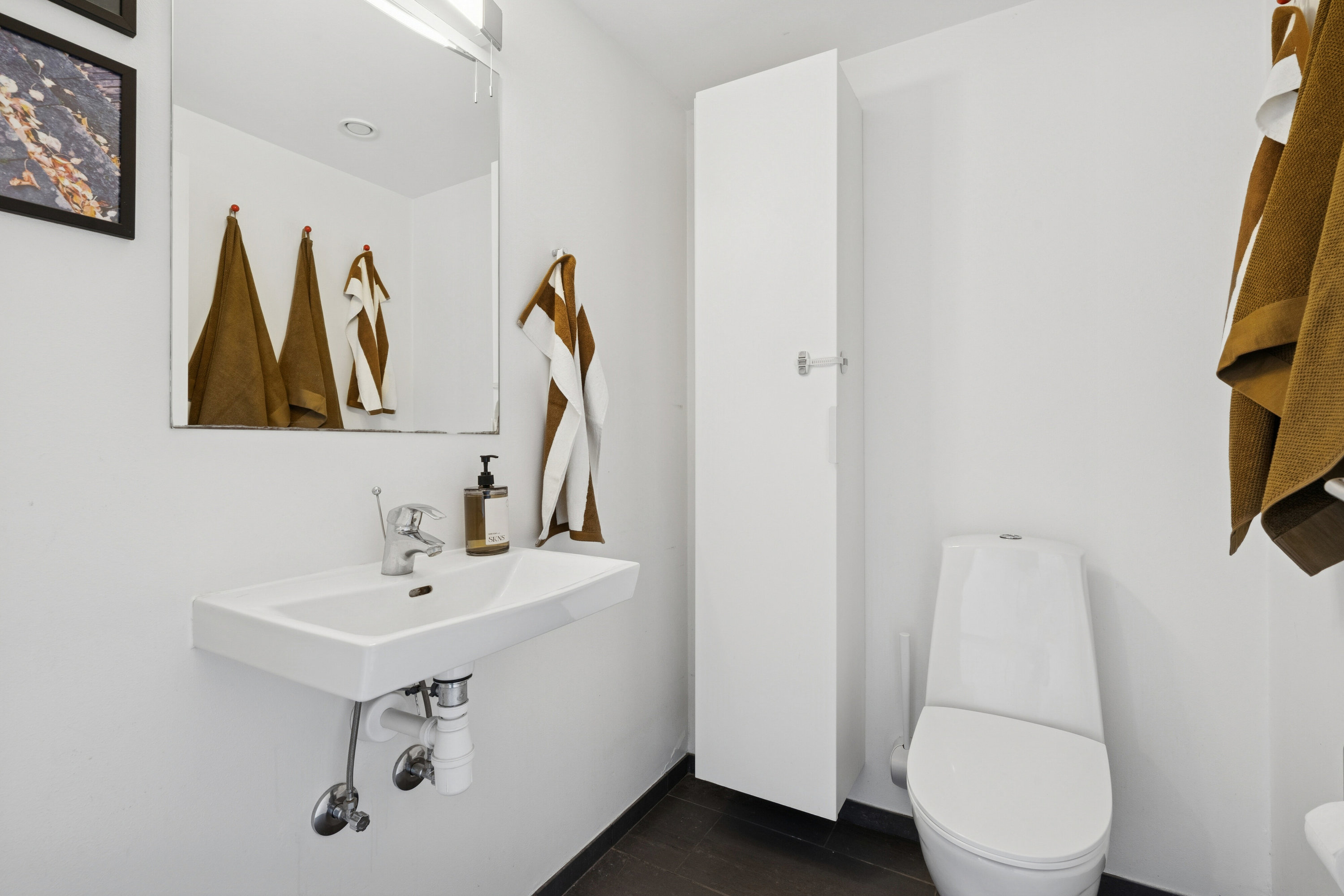 Fremhævet badeværelse billede i fuldskærmstilstand. Billede af Tom Kristensens Vej 87, 2300 København S