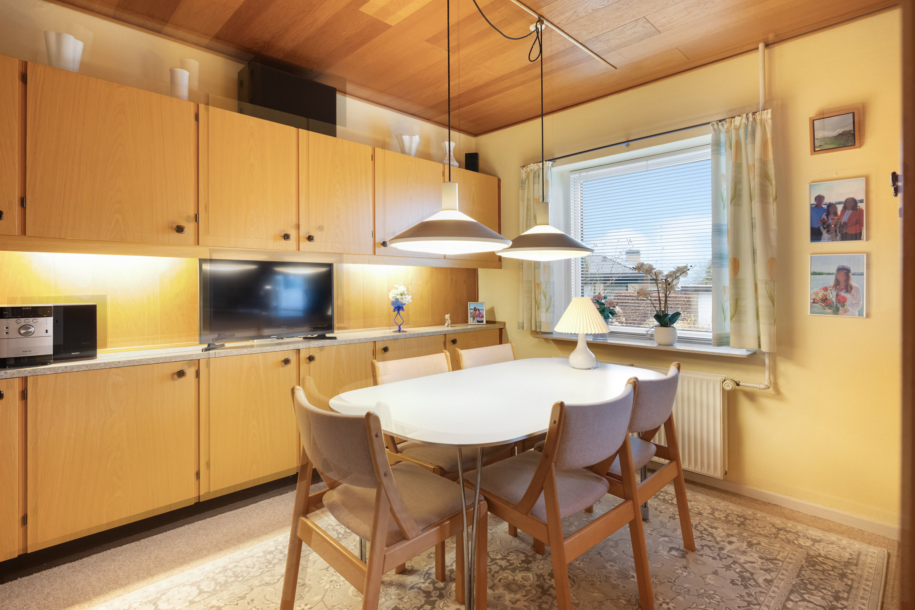 Fremhævet køkken/alrum billede i fuldskærmstilstand. Billede af Neptunvej 31, 8270 Højbjerg