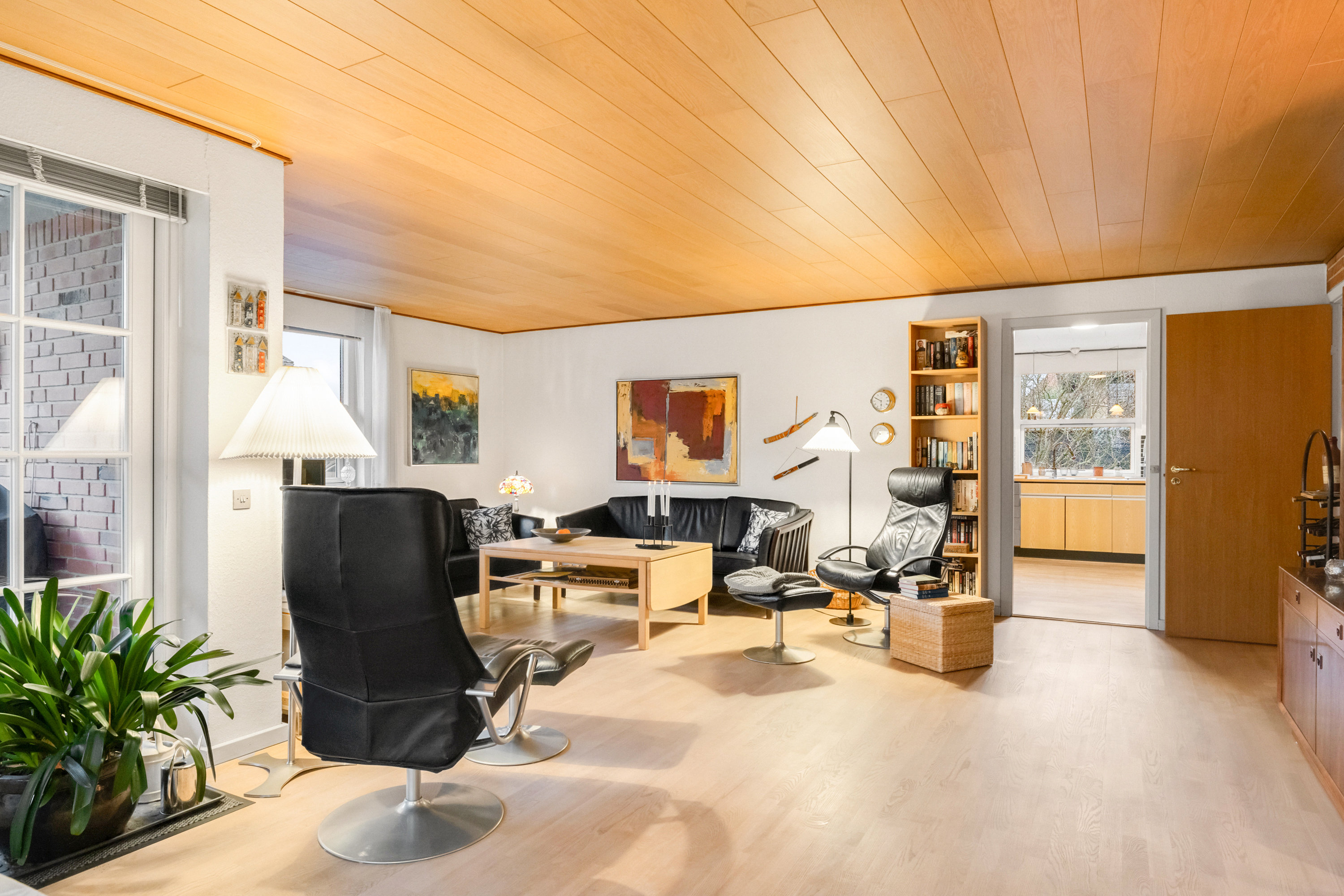 Fremhævet  billede i fuldskærmstilstand. Billede af Solbærvej 9, 8471 Sabro