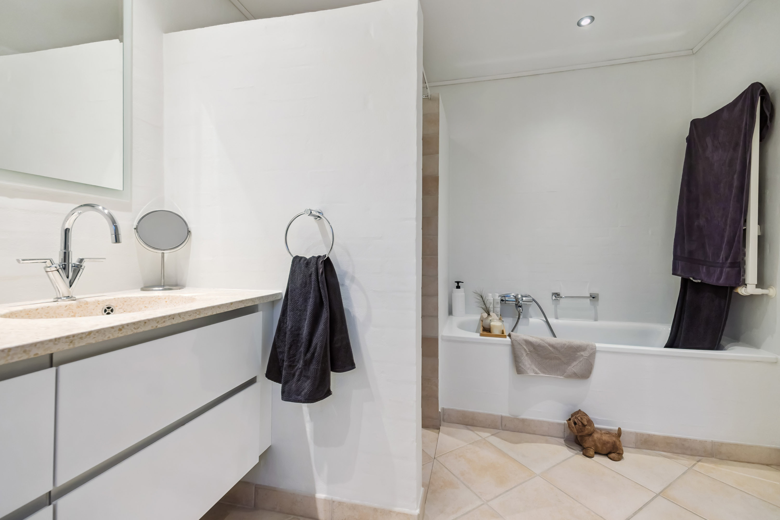 Fremhævet badeværelse billede i fuldskærmstilstand. Billede af Granvej 3, 9320 Hjallerup