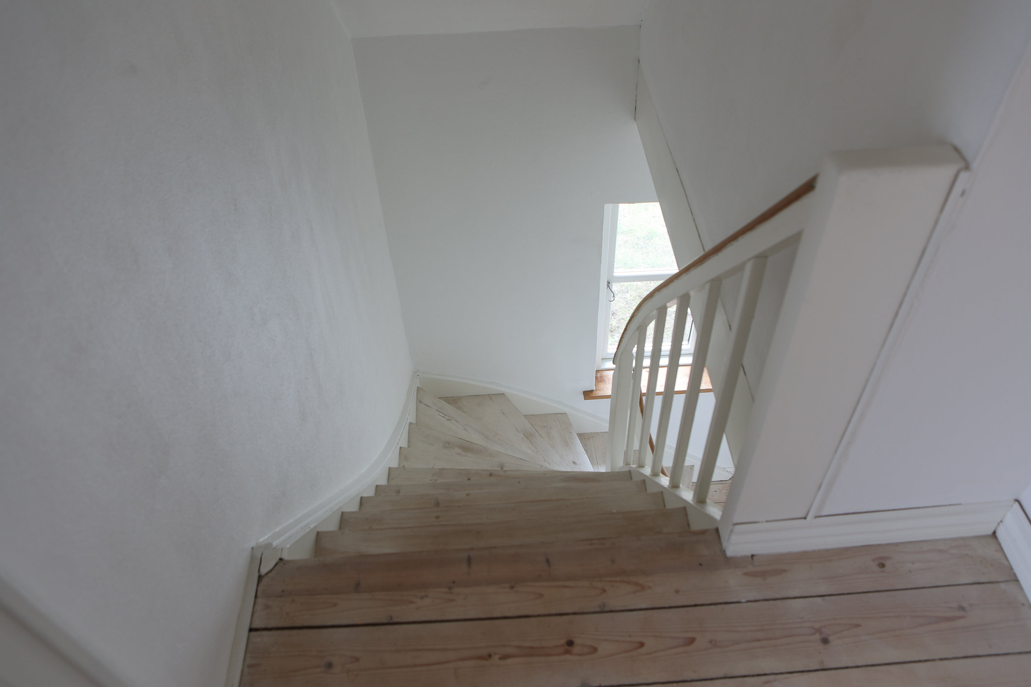 Fremhævet trappe billede i fuldskærmstilstand. Billede af Gl Landevej 39, Tornby, 9850 Hirtshals