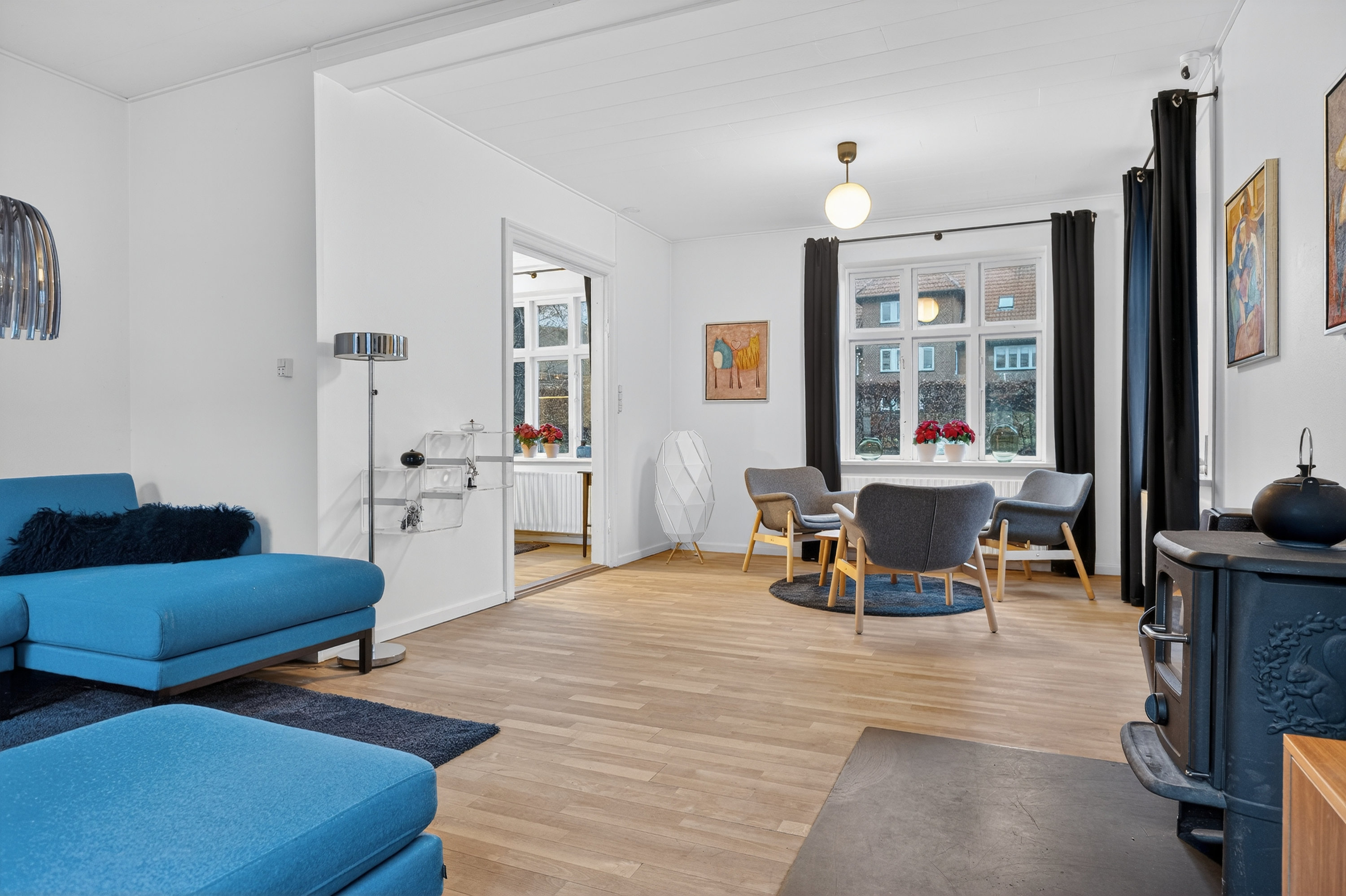 Fremhævet stue billede i fuldskærmstilstand. Billede af Rendebæksvej 29, Smørumnedre, 2765 Smørum