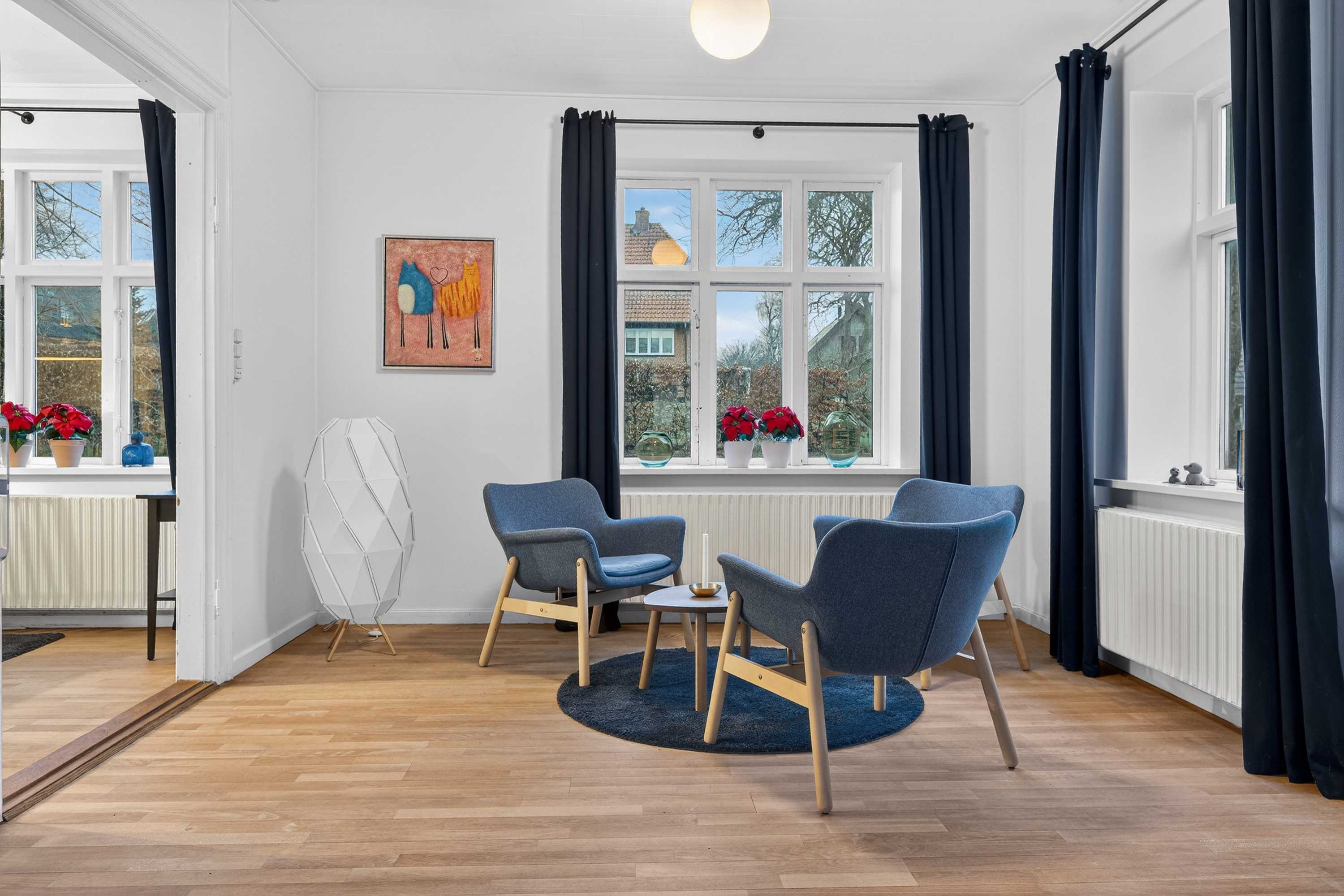 Fremhævet stue billede i fuldskærmstilstand. Billede af Rendebæksvej 29, Smørumnedre, 2765 Smørum