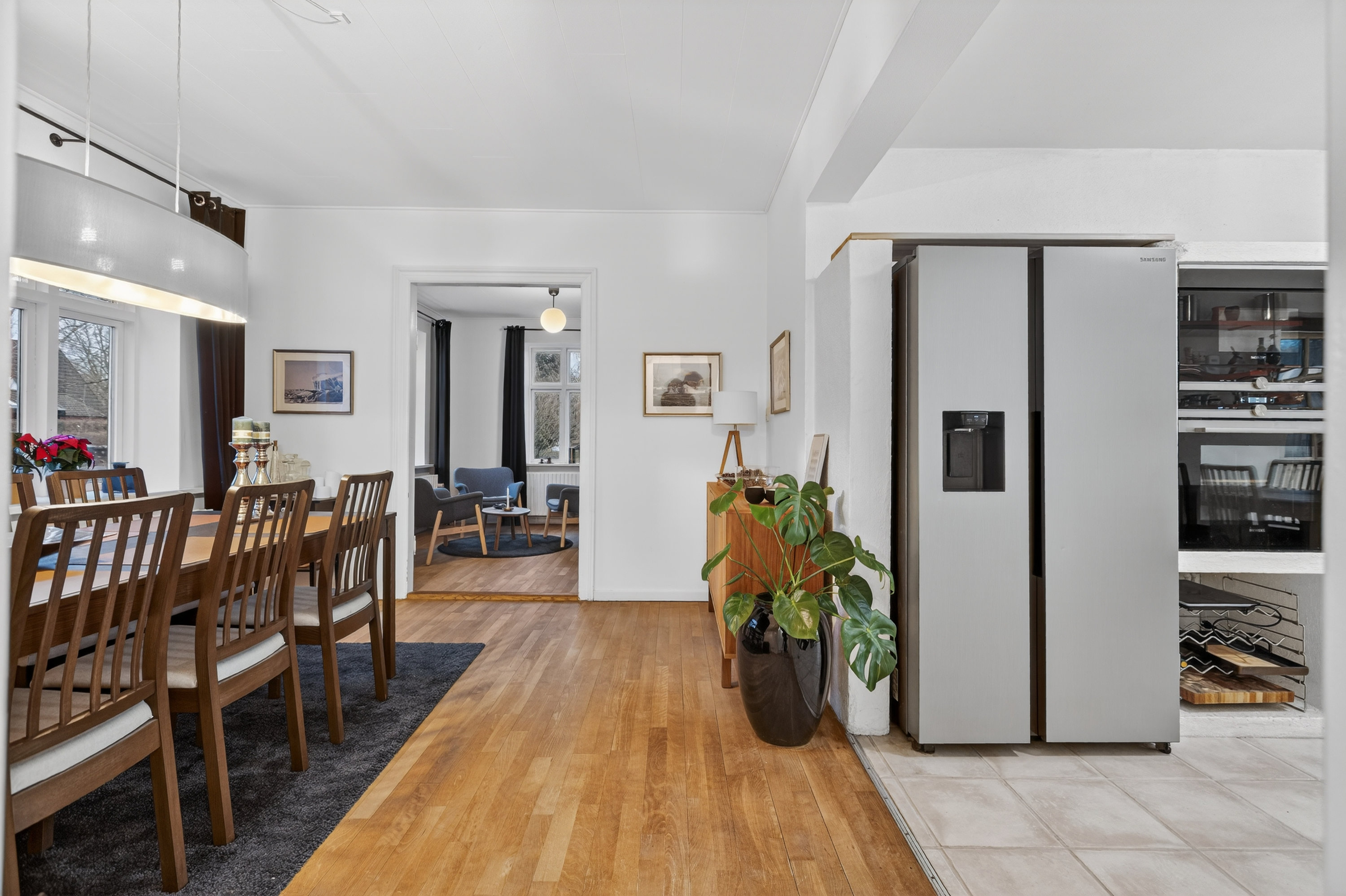 Fremhævet spisestue billede i fuldskærmstilstand. Billede af Rendebæksvej 29, Smørumnedre, 2765 Smørum