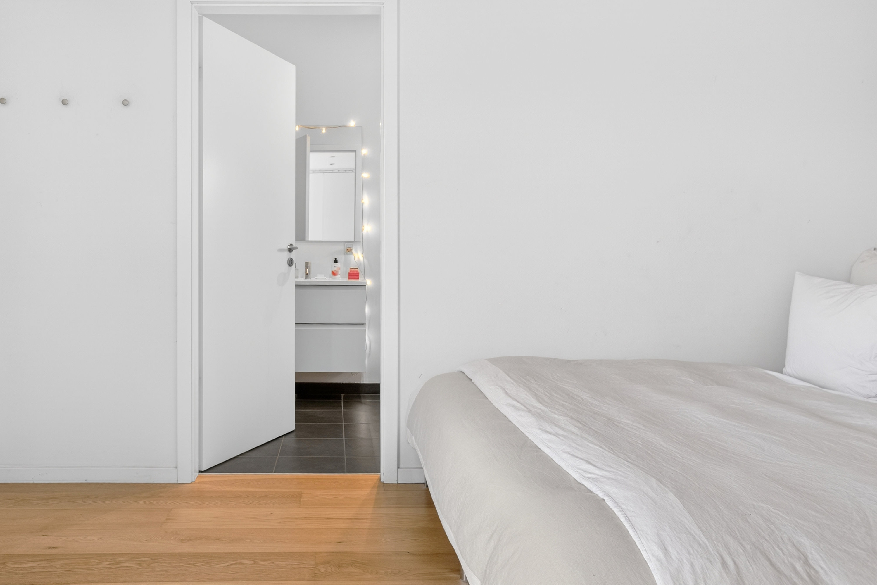 Fremhævet værelse billede i fuldskærmstilstand. Billede af Kongevænget 7, Smørumnedre, 2765 Smørum