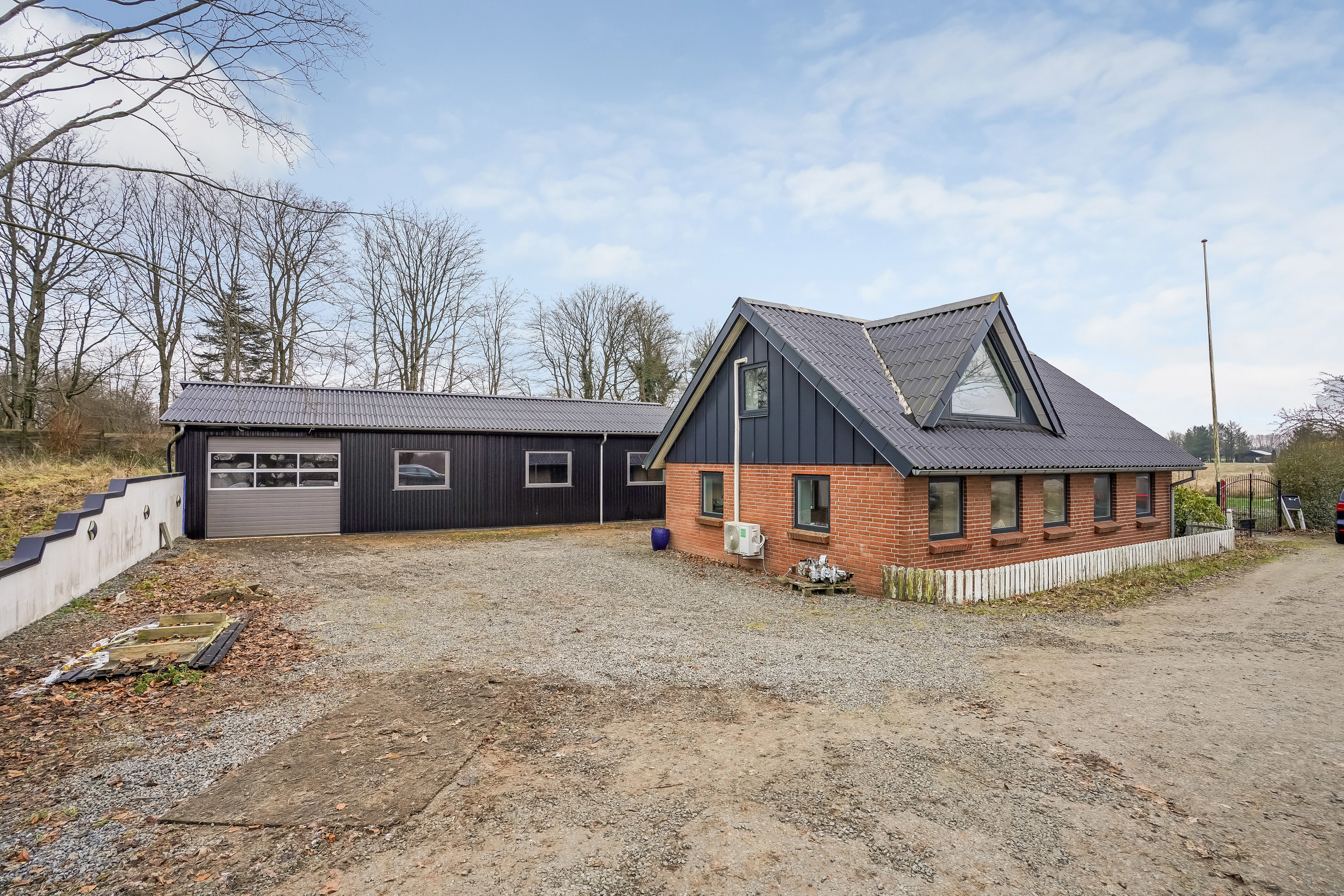 Fremhævet ejendommen billede i fuldskærmstilstand. Billede af Bredgade 95, 7250 Hejnsvig