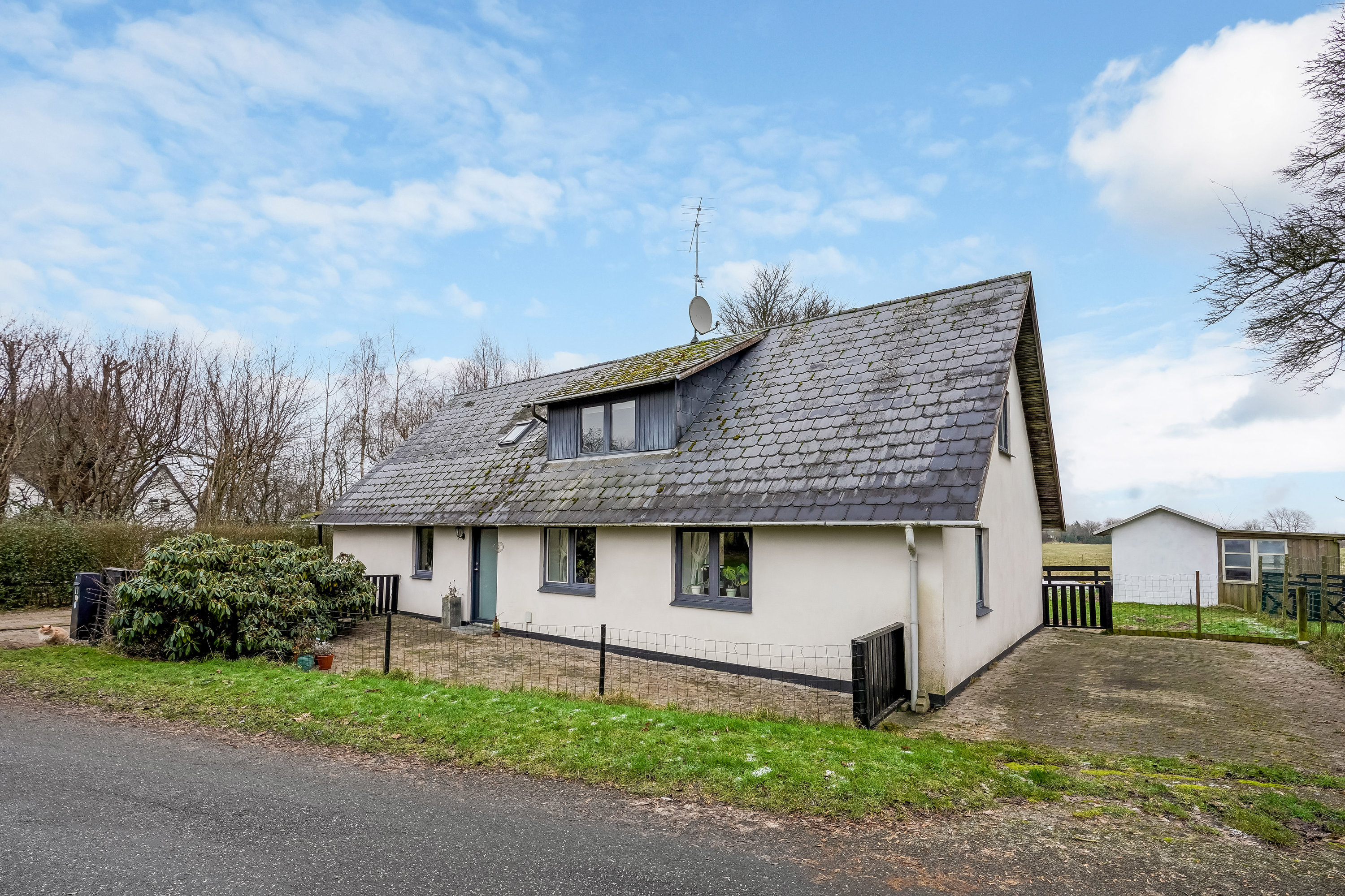 Fremhævet ejendommen billede i fuldskærmstilstand. Billede af Saksmosevej 13, 7300 Jelling