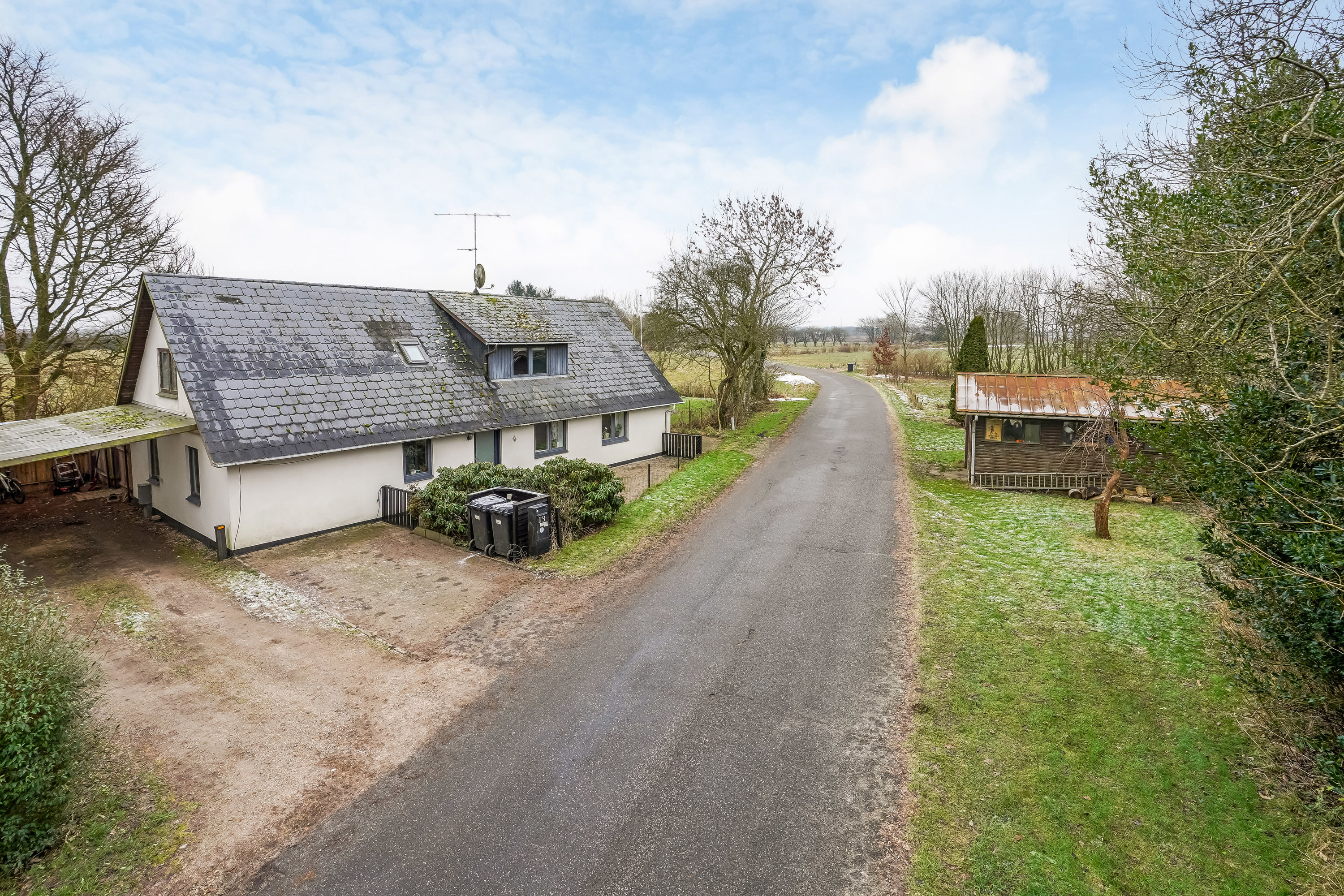 Fremhævet ejendommen billede i fuldskærmstilstand. Billede af Saksmosevej 13, 7300 Jelling