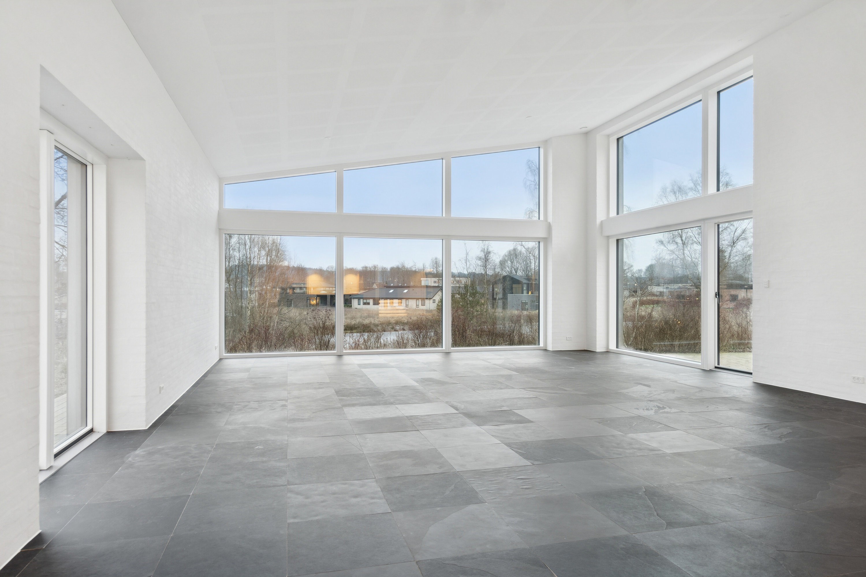 Fremhævet stue billede i fuldskærmstilstand. Billede af Hjortespringet 19, 8600 Silkeborg