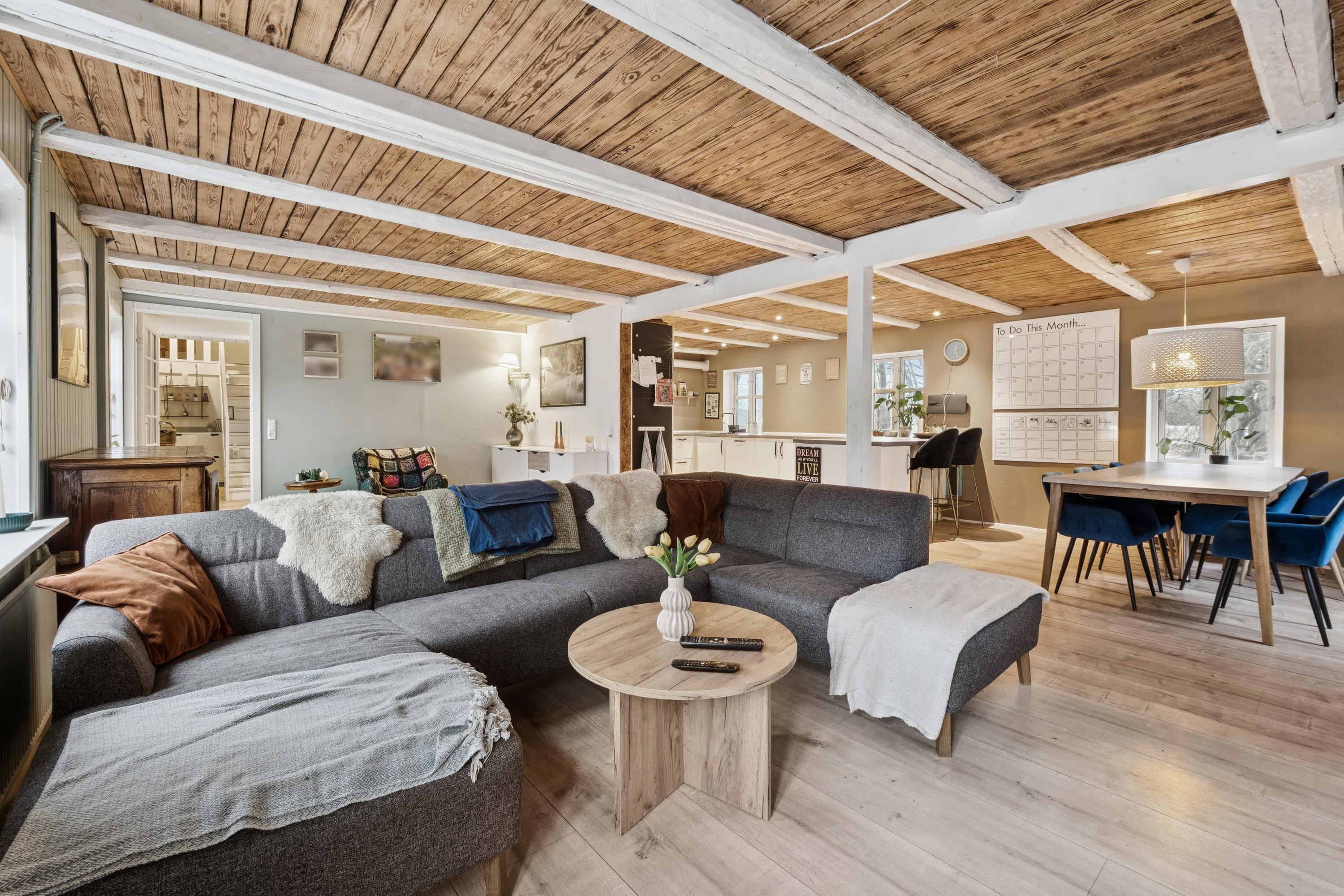 Fremhævet stue billede i fuldskærmstilstand. Billede af Sødalvej 12, Rødding, 8830 Tjele