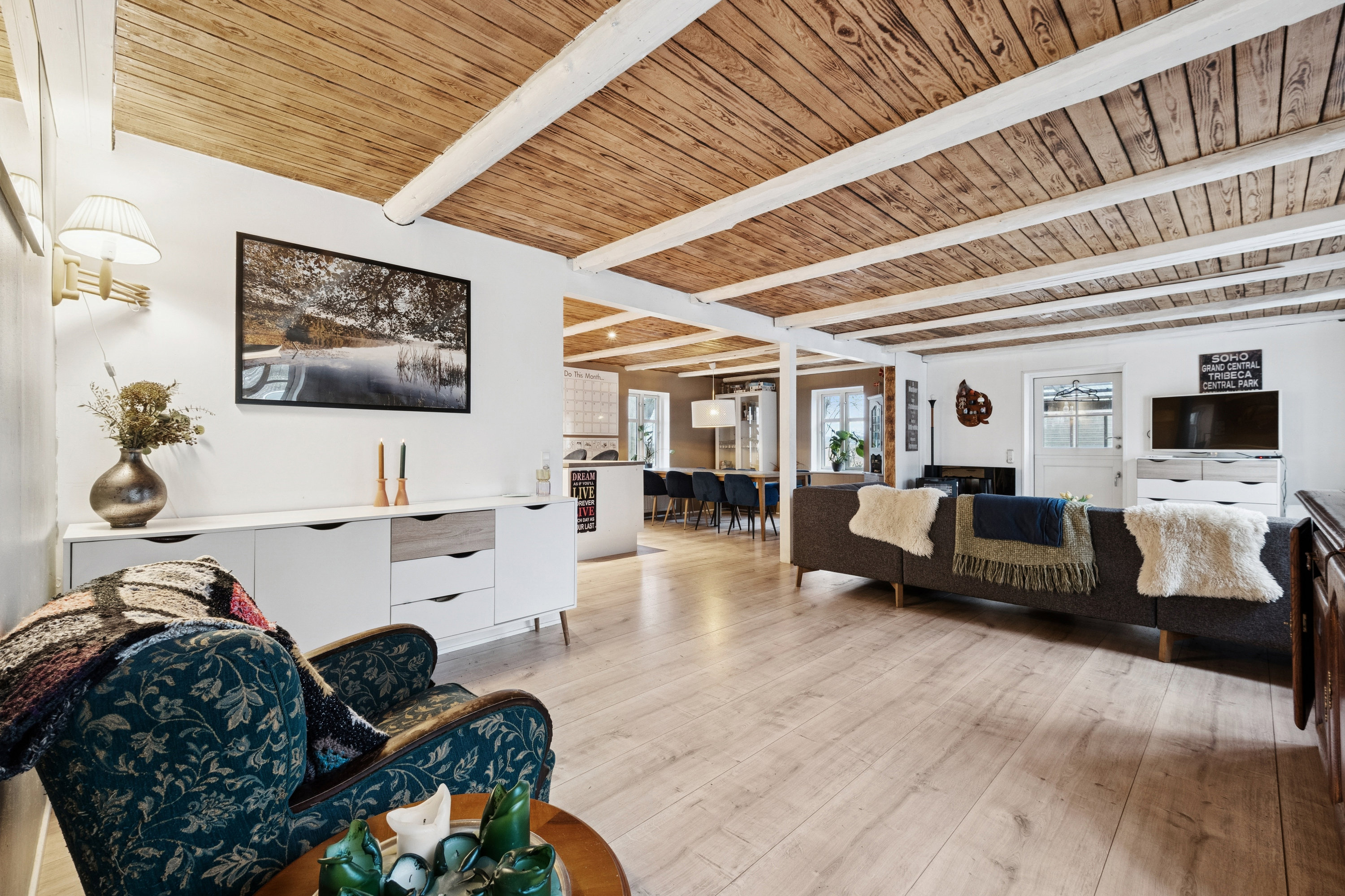 Fremhævet stue billede i fuldskærmstilstand. Billede af Sødalvej 12, Rødding, 8830 Tjele