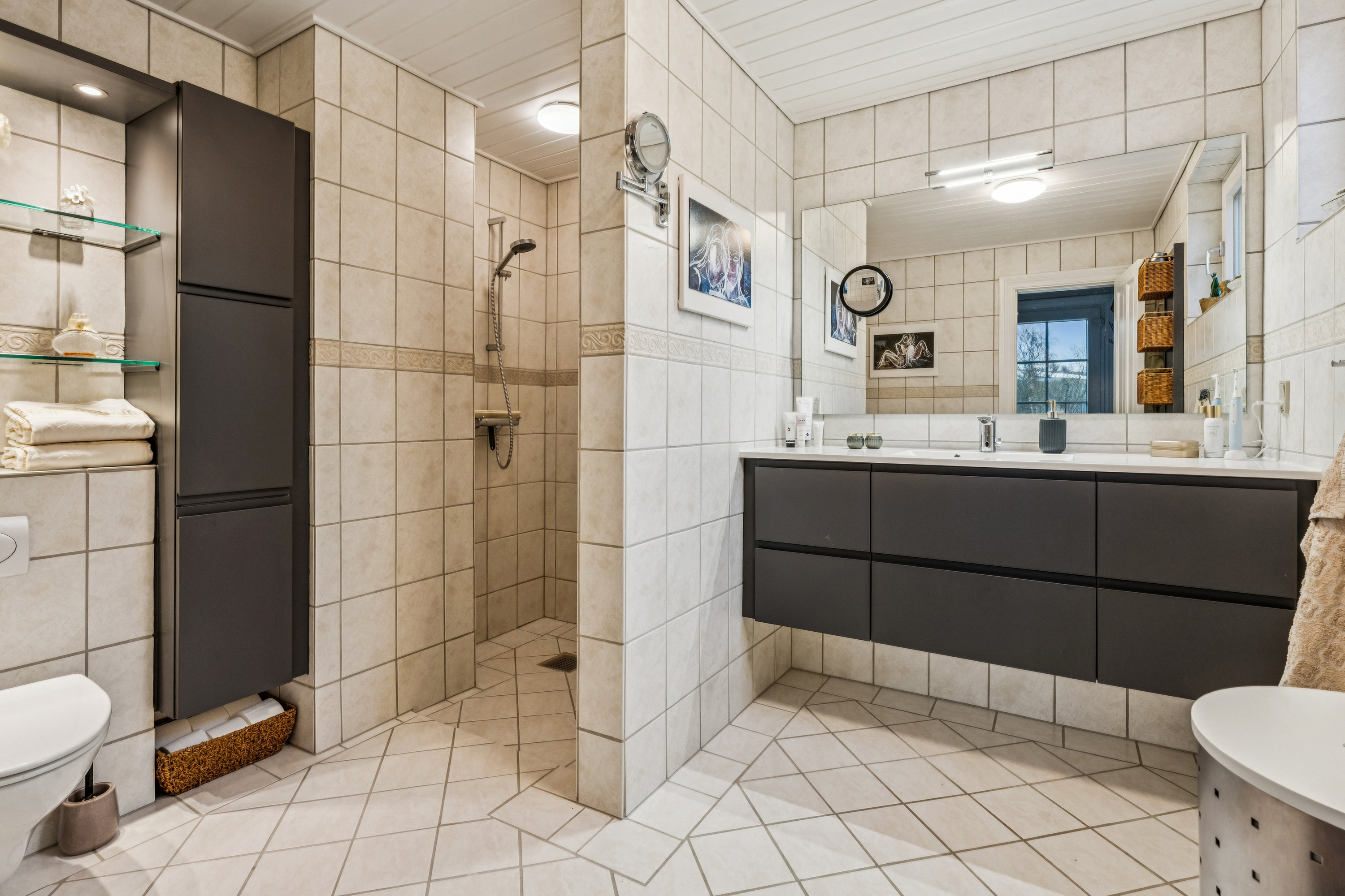 Fremhævet badeværelse billede i fuldskærmstilstand. Billede af Nymøllevej 35, Barmer, 9240 Nibe