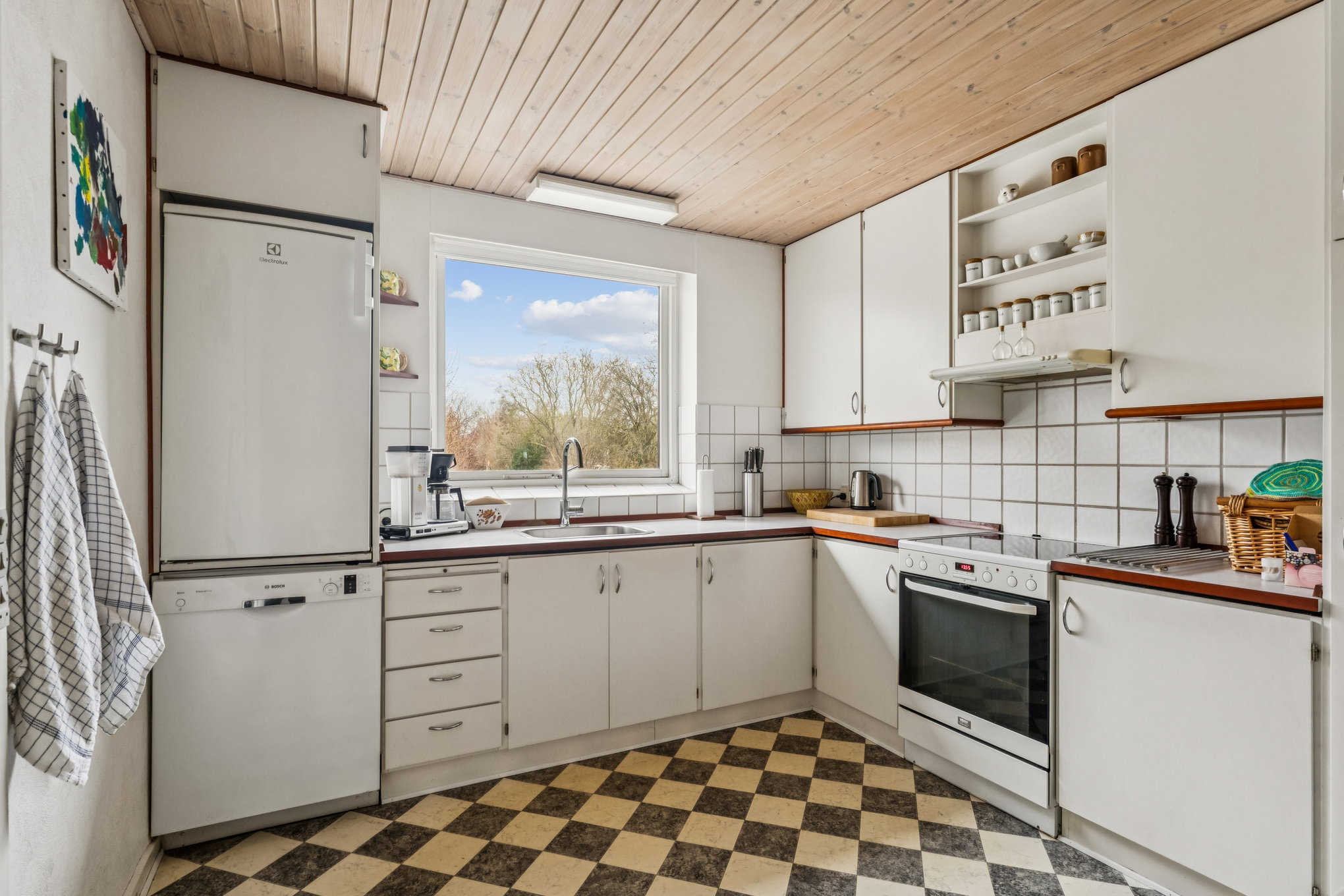 Fremhævet køkken billede i fuldskærmstilstand. Billede af Musvitvej 14, Øster Bjerregrav, 8920 Randers NV