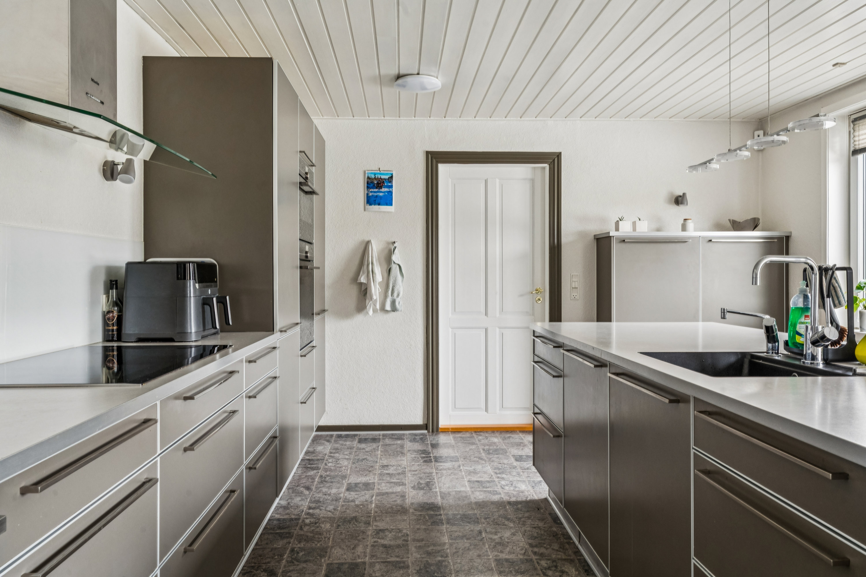 Fremhævet køkken billede i fuldskærmstilstand. Billede af Nymøllevej 35, Barmer, 9240 Nibe