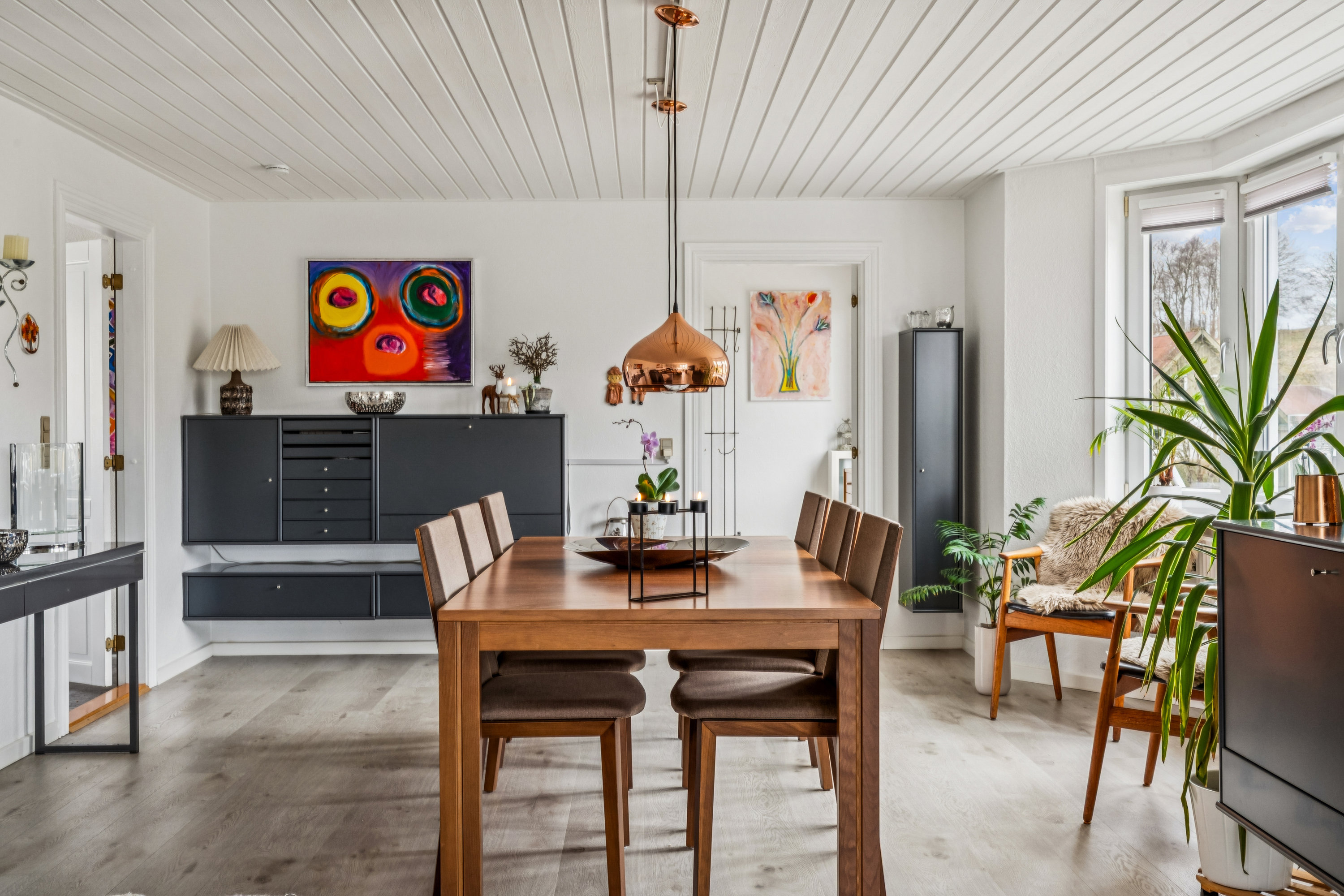 Fremhævet stue billede i fuldskærmstilstand. Billede af Nymøllevej 35, Barmer, 9240 Nibe