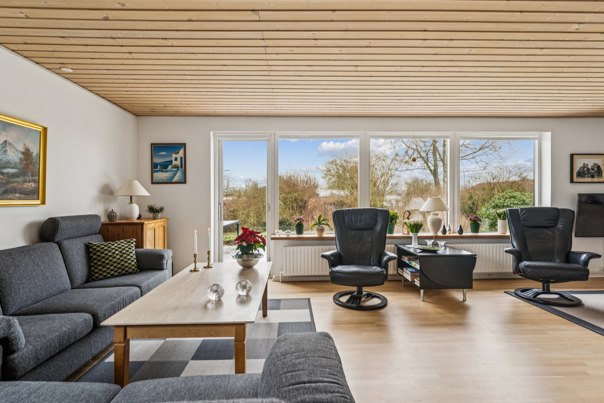 Miniaturebillede 1: stue. Billede af Musvitvej 14, Øster Bjerregrav, 8920 Randers NV