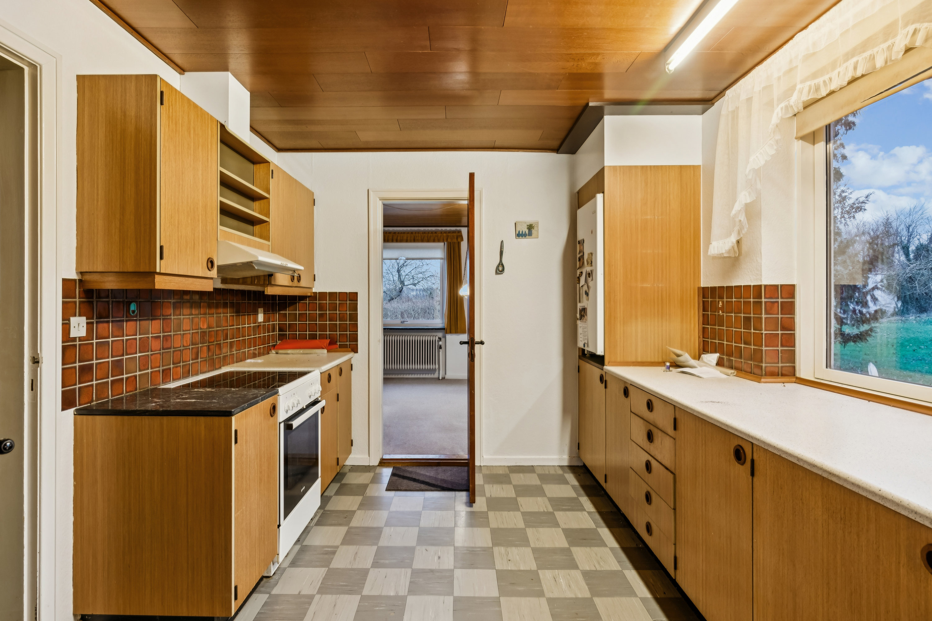 Fremhævet køkken billede i fuldskærmstilstand. Billede af Ådalen 22, Skørring, 8544 Mørke