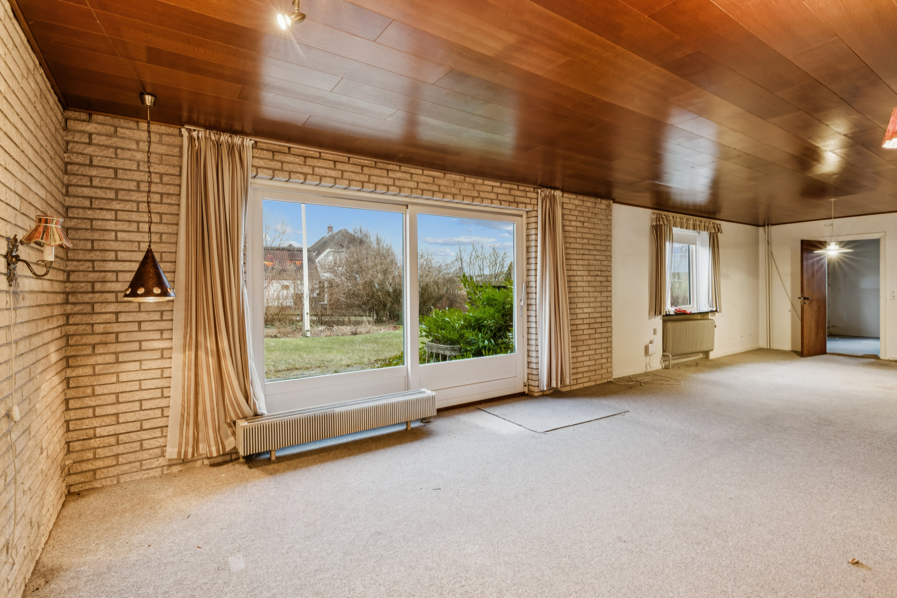 Fremhævet stue billede i fuldskærmstilstand. Billede af Ådalen 22, Skørring, 8544 Mørke