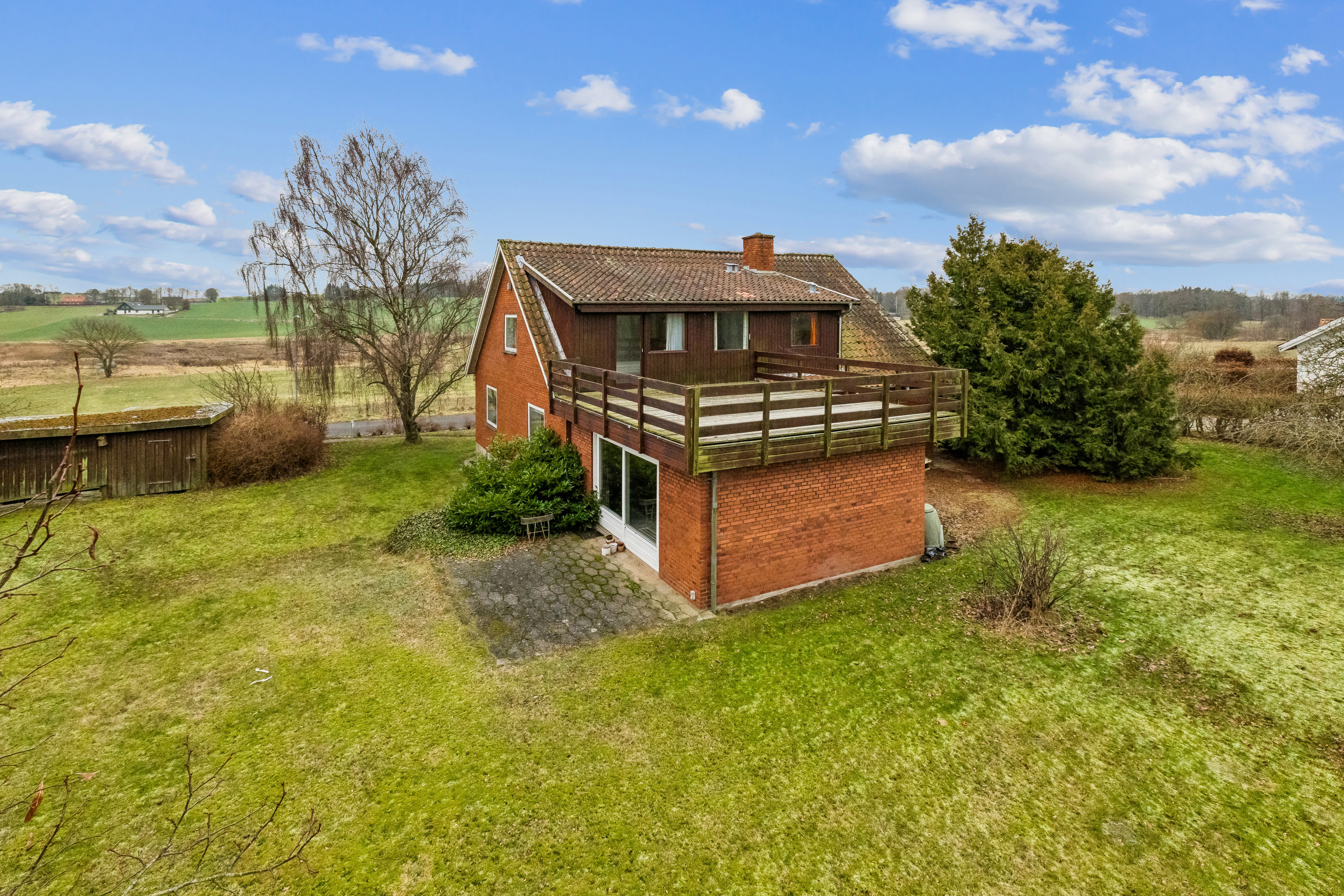 Fremhævet andet billede i fuldskærmstilstand. Billede af Ådalen 22, Skørring, 8544 Mørke