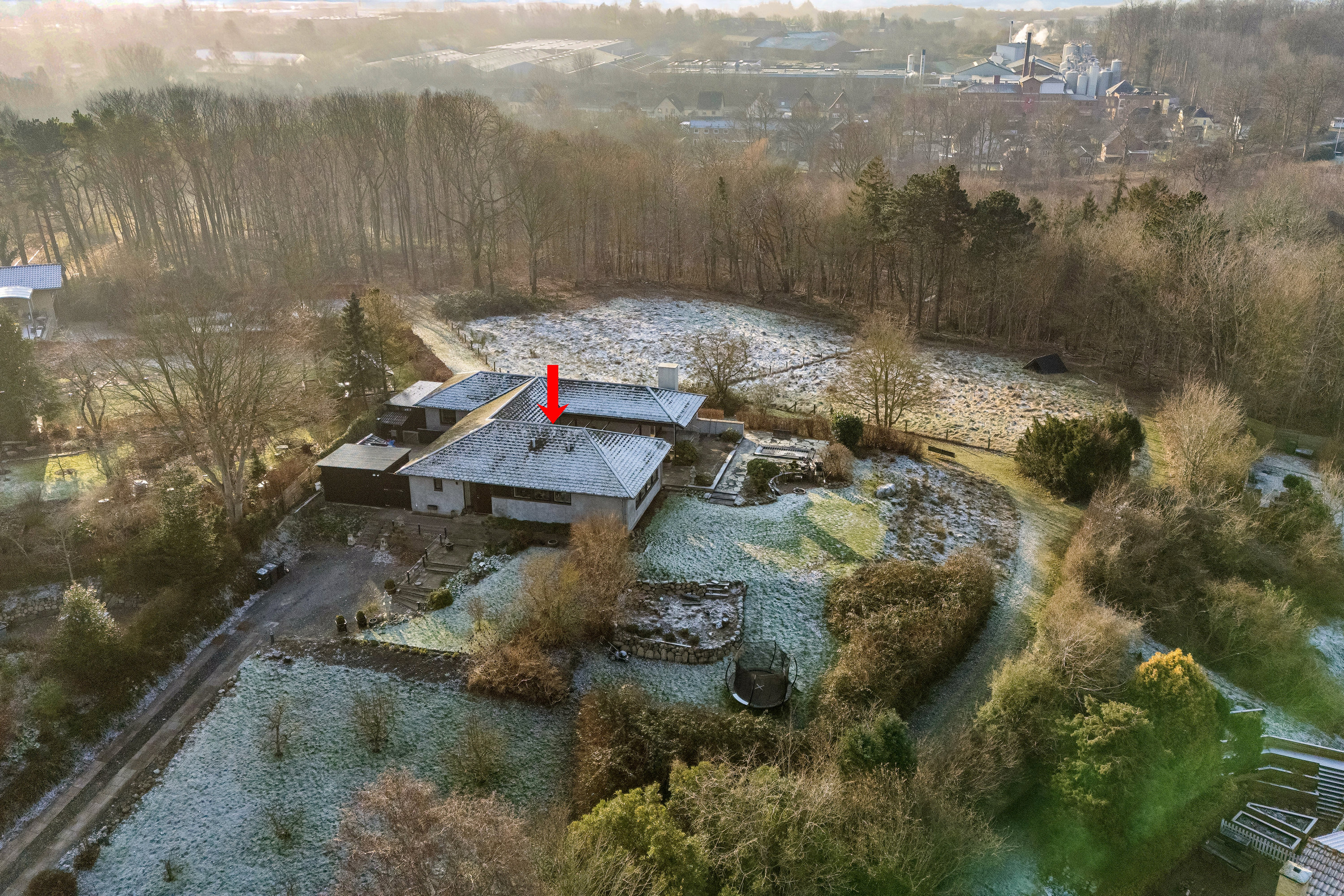 Miniaturebillede 1: luftfoto. Billede af Ved Grotten 12, 5610 Assens