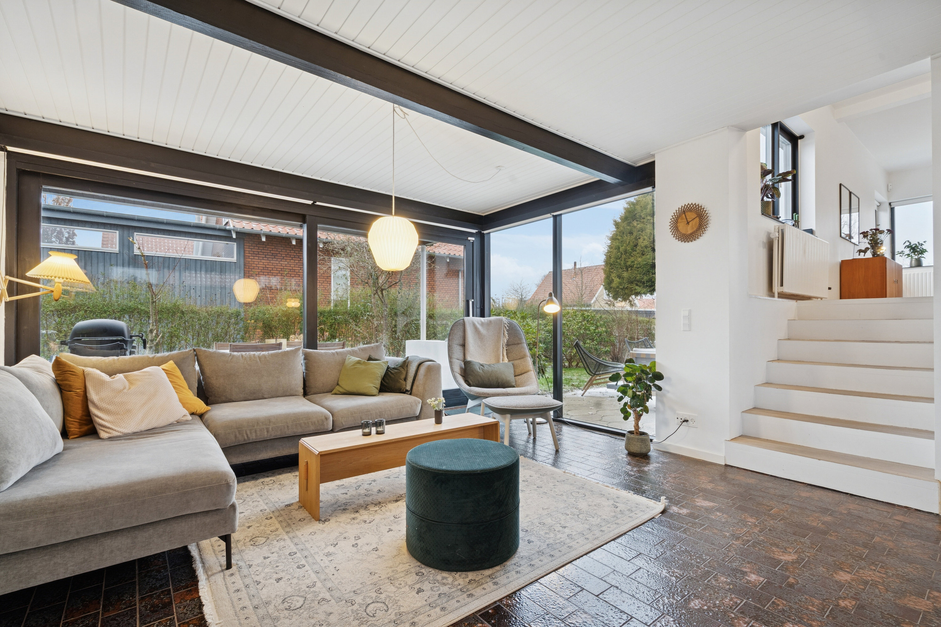 Fremhævet stue billede i fuldskærmstilstand. Billede af Thornbæks Allé 22, 8270 Højbjerg