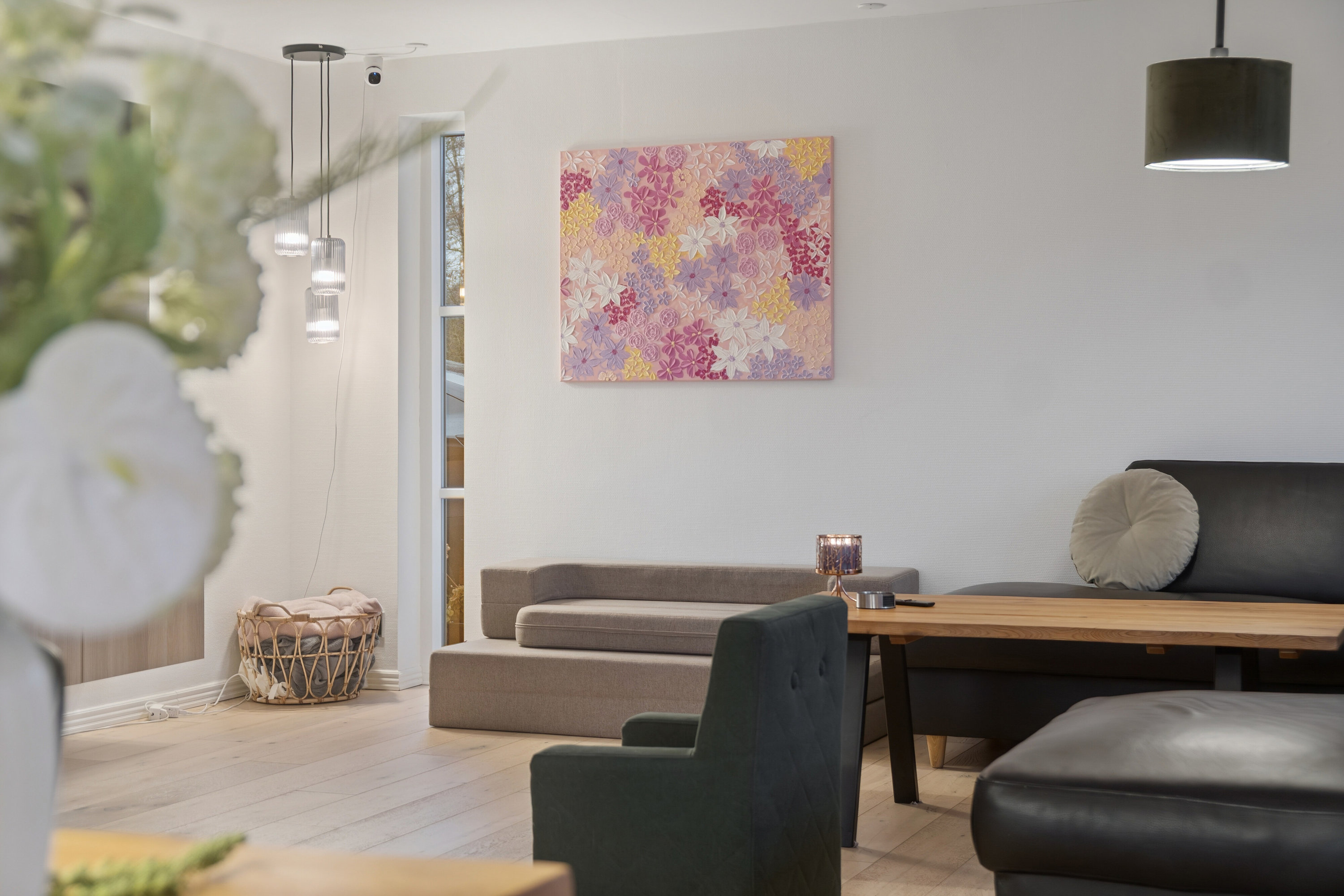 Fremhævet stue billede i fuldskærmstilstand. Billede af Egebjergvej 104, Sørbymagle, 4200 Slagelse