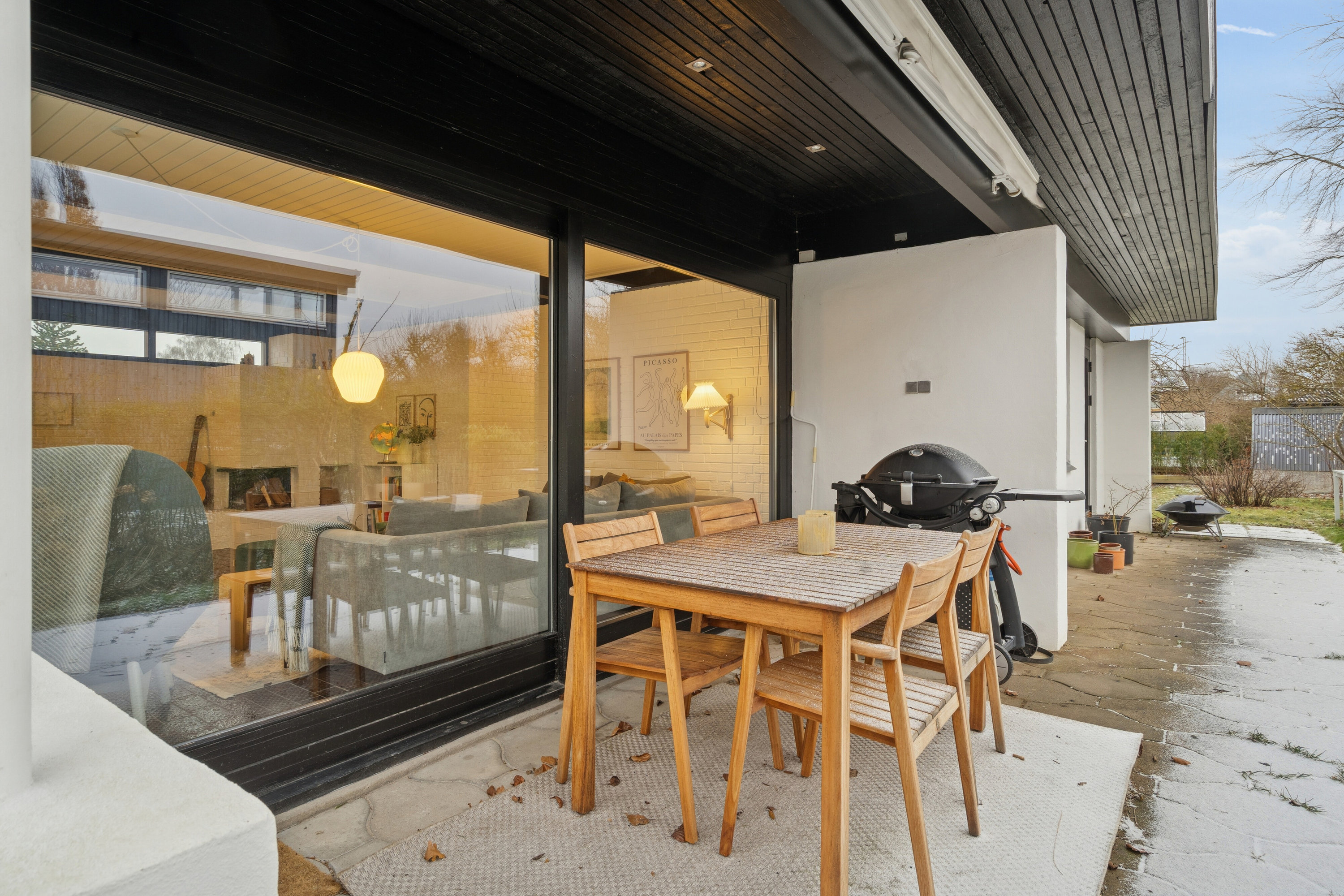 Fremhævet terrasse billede i fuldskærmstilstand. Billede af Thornbæks Allé 22, 8270 Højbjerg