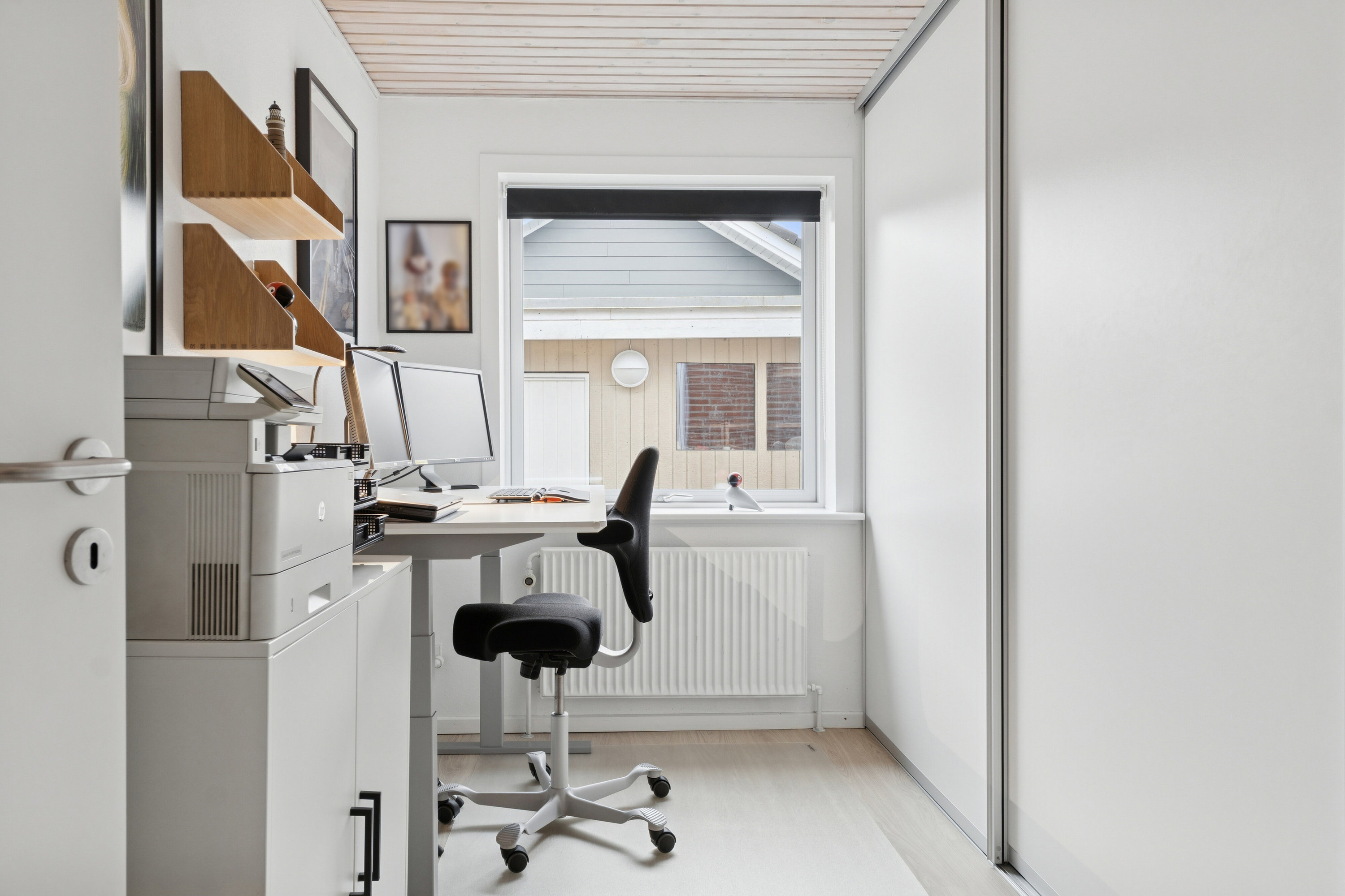 Fremhævet arbejdsværelse billede i fuldskærmstilstand. Billede af Mosevænget 6, 6330 Padborg