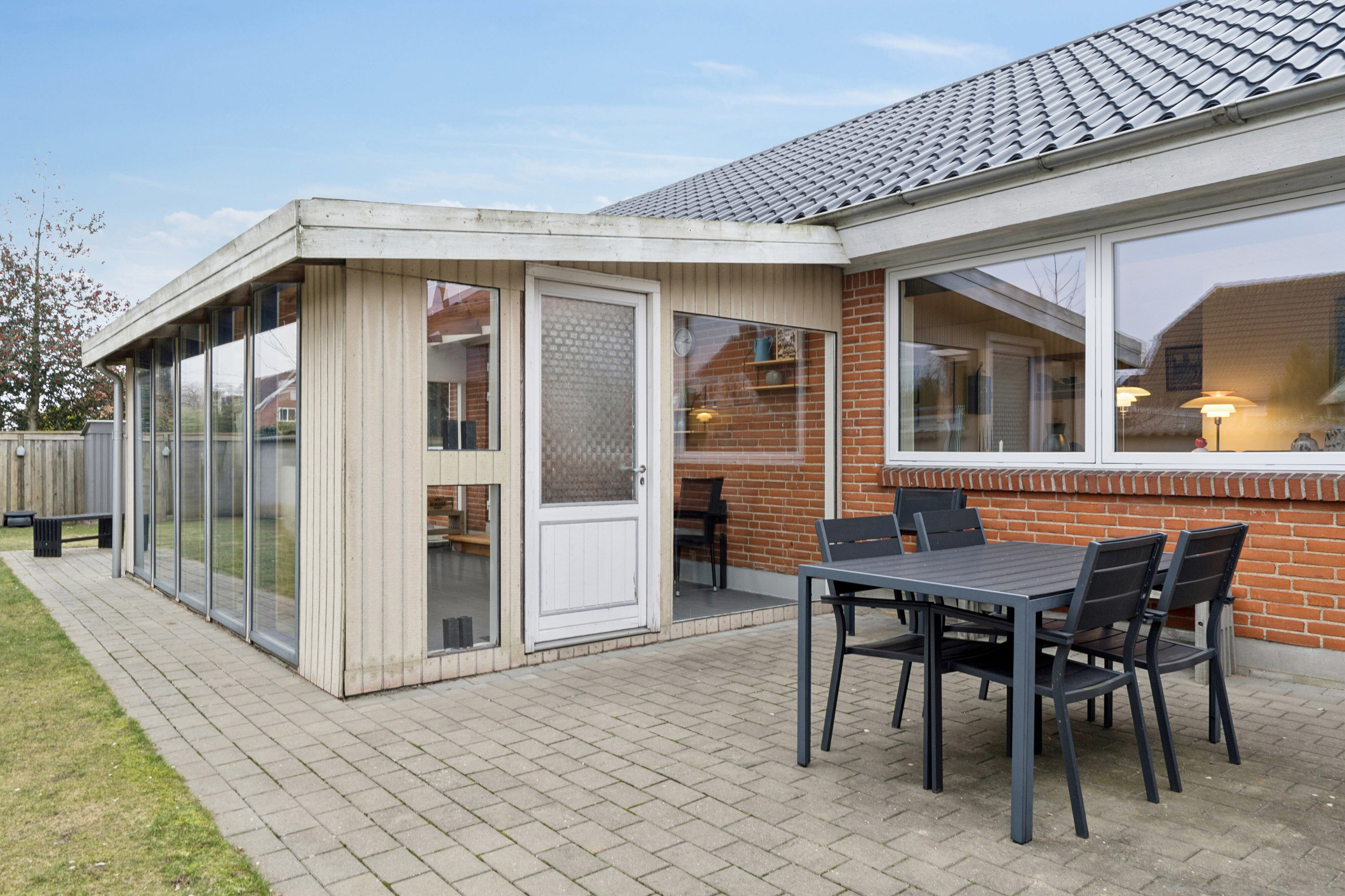 Fremhævet terrasse billede i fuldskærmstilstand. Billede af Mosevænget 6, 6330 Padborg