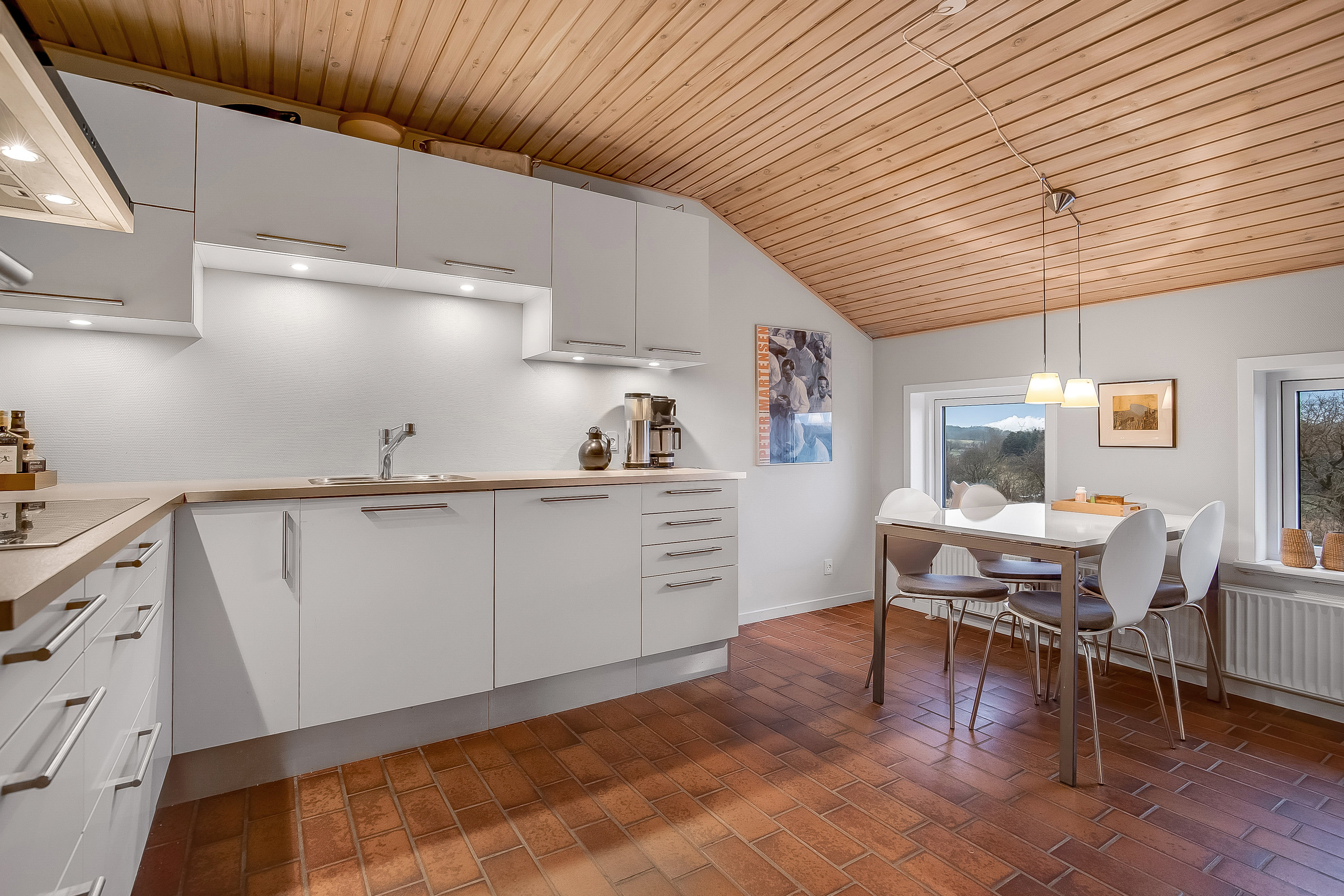 Fremhævet køkken billede i fuldskærmstilstand. Billede af Hylkedalsparken 39, Seest, 6000 Kolding