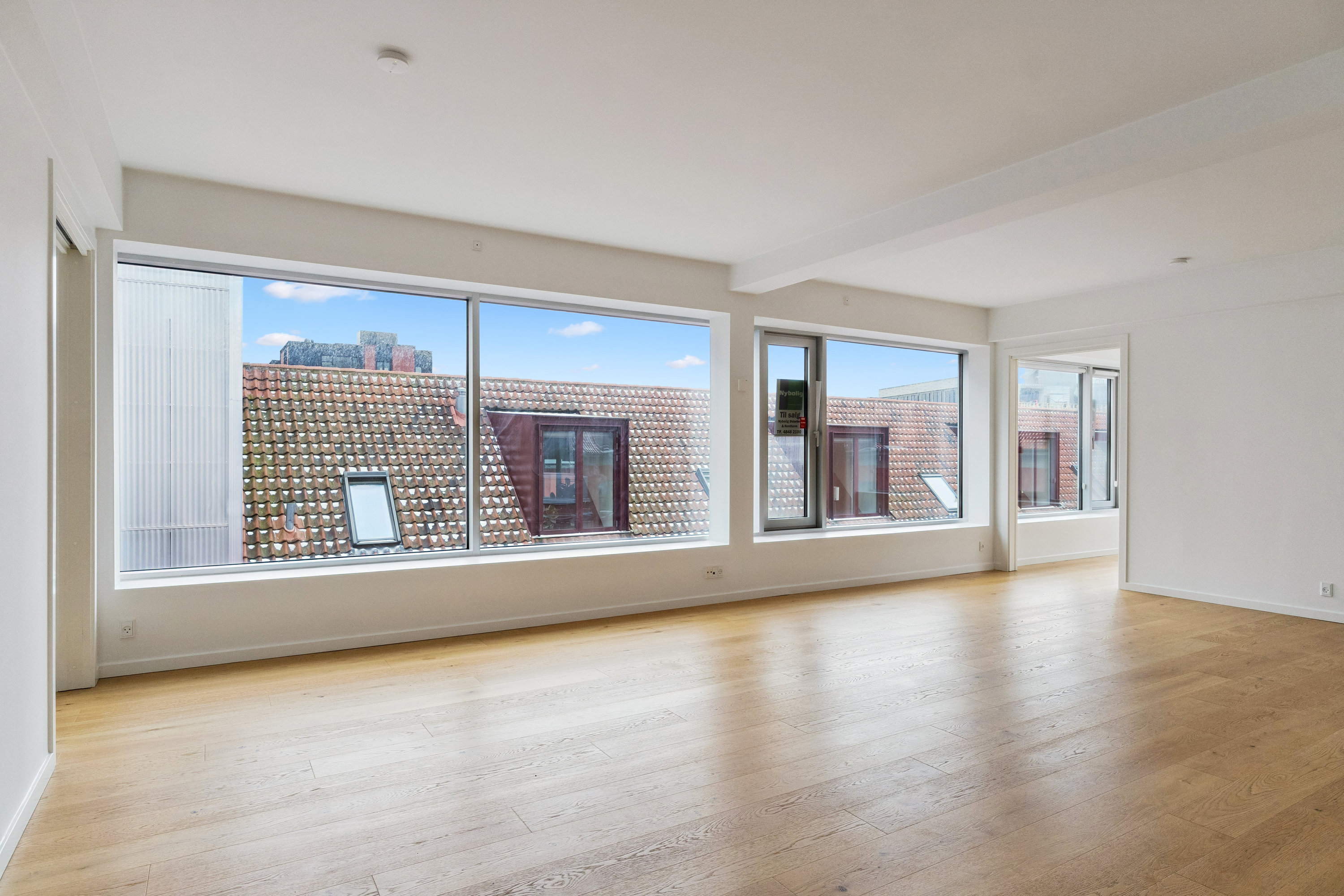 Fremhævet stue billede i fuldskærmstilstand. Billede af Billedvej 6, 2. 2., 2150 Nordhavn