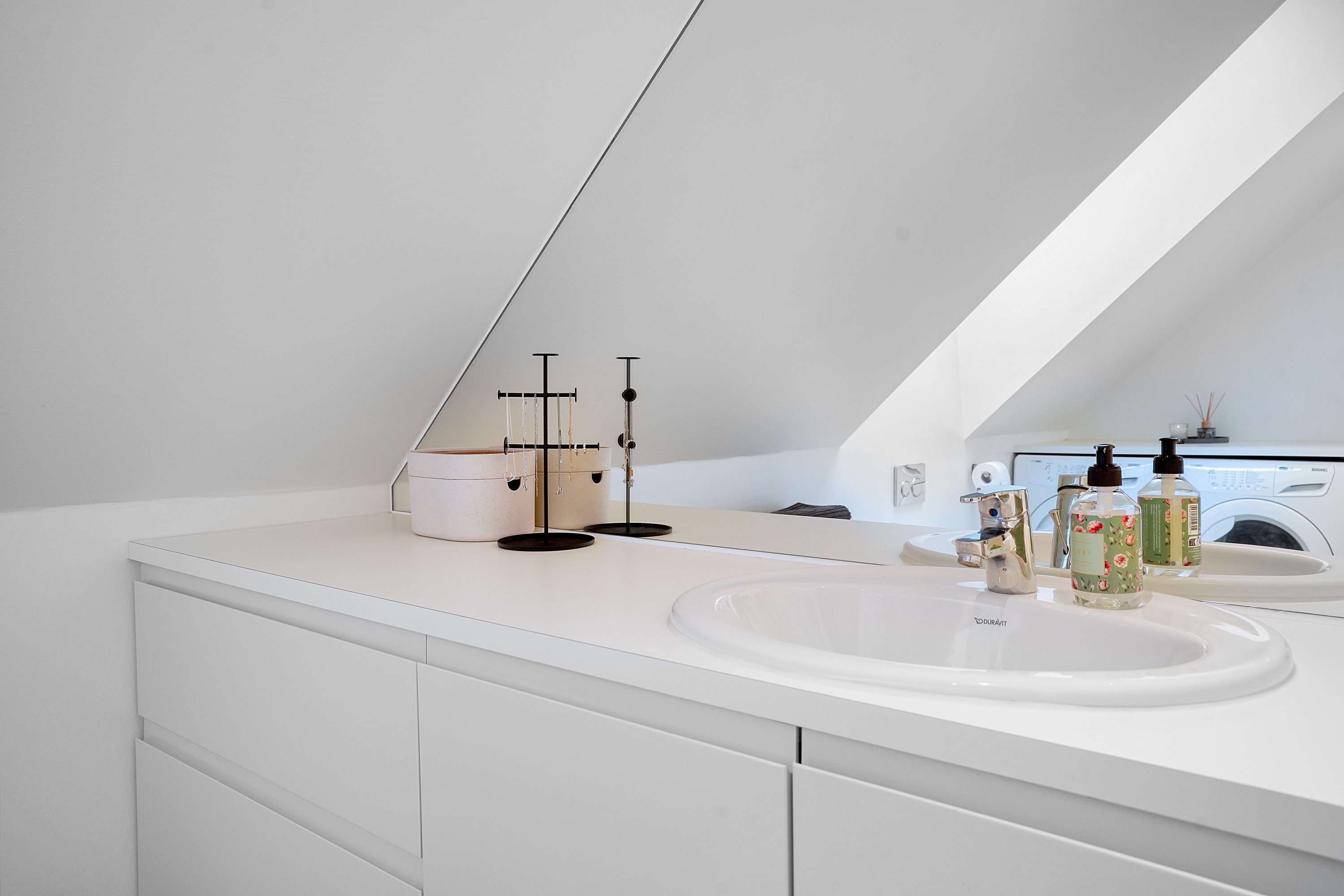 Fremhævet badeværelse billede i fuldskærmstilstand. Billede af Asminderødgade 51B, 3480 Fredensborg