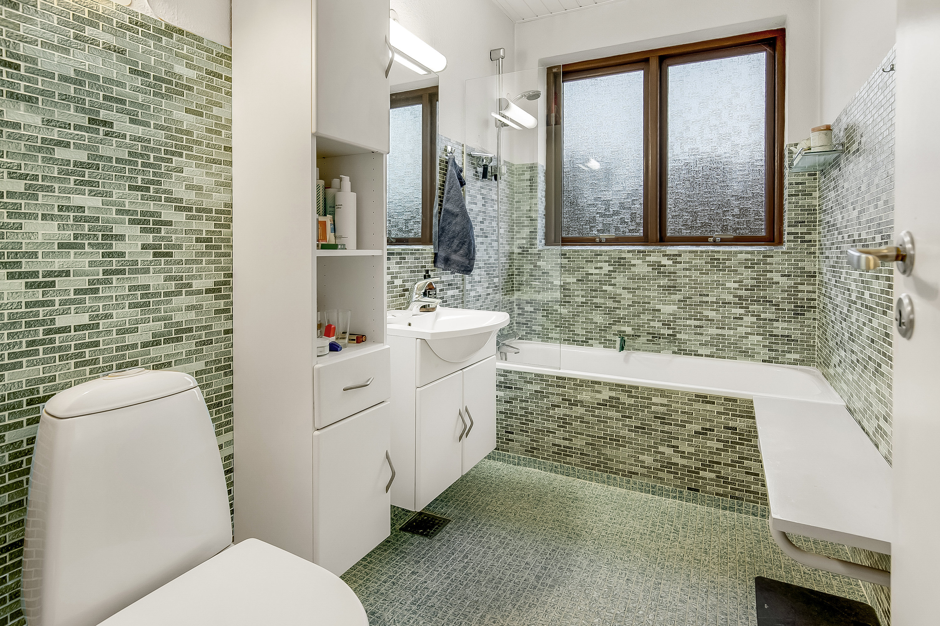 Fremhævet badeværelse billede i fuldskærmstilstand. Billede af Ahornvej 8, 6000 Kolding