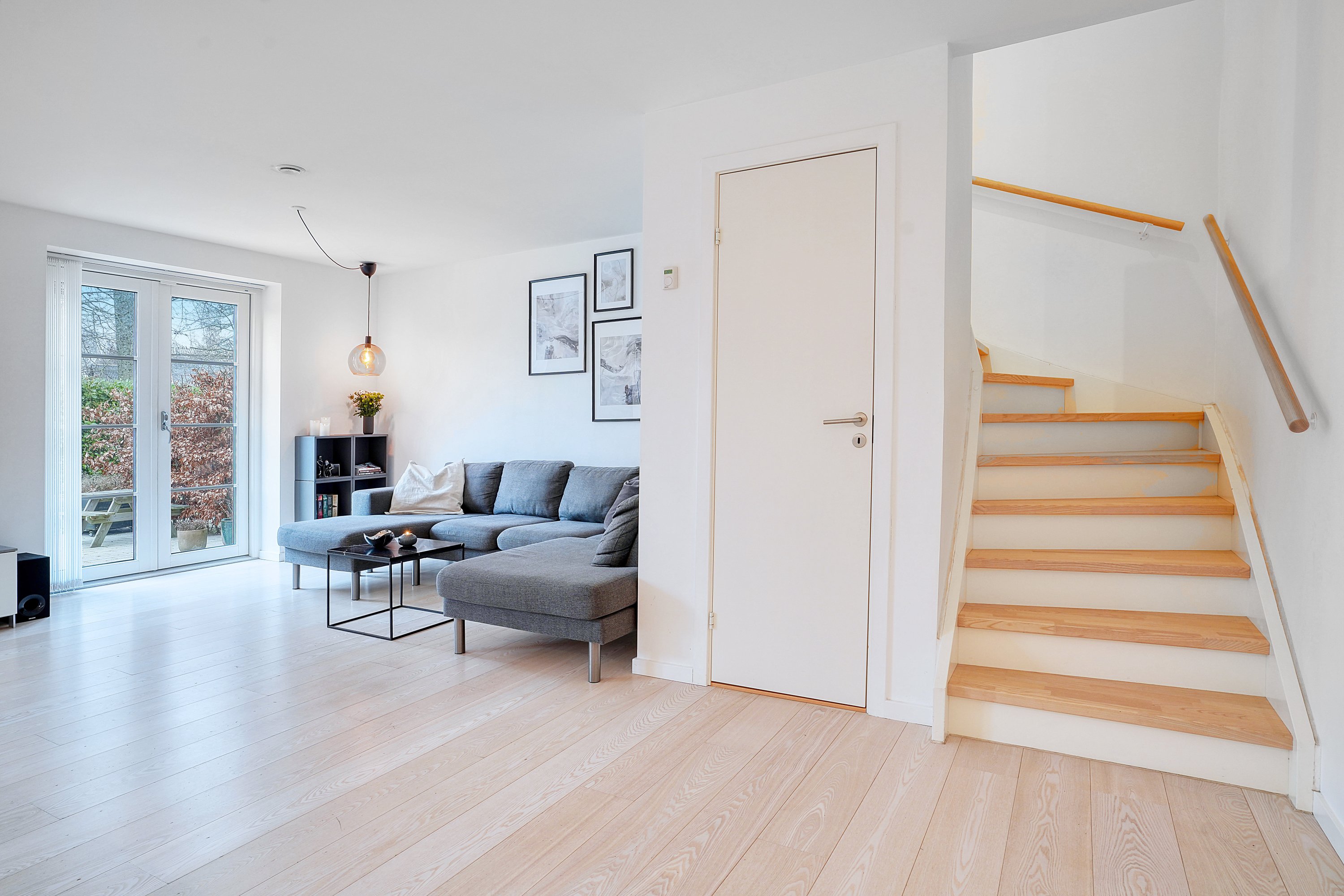 Fremhævet stue billede i fuldskærmstilstand. Billede af Asminderødgade 51B, 3480 Fredensborg