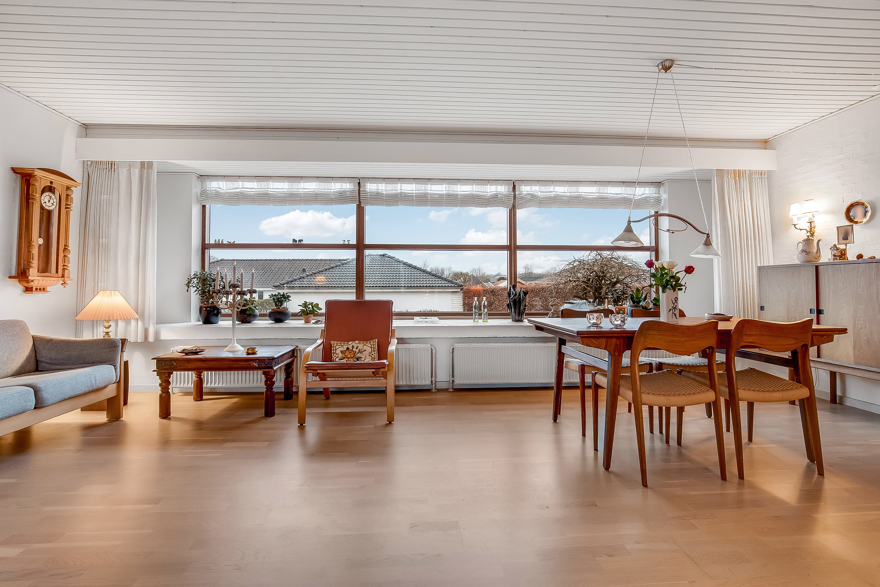 Fremhævet stue billede i fuldskærmstilstand. Billede af Ahornvej 8, 6000 Kolding