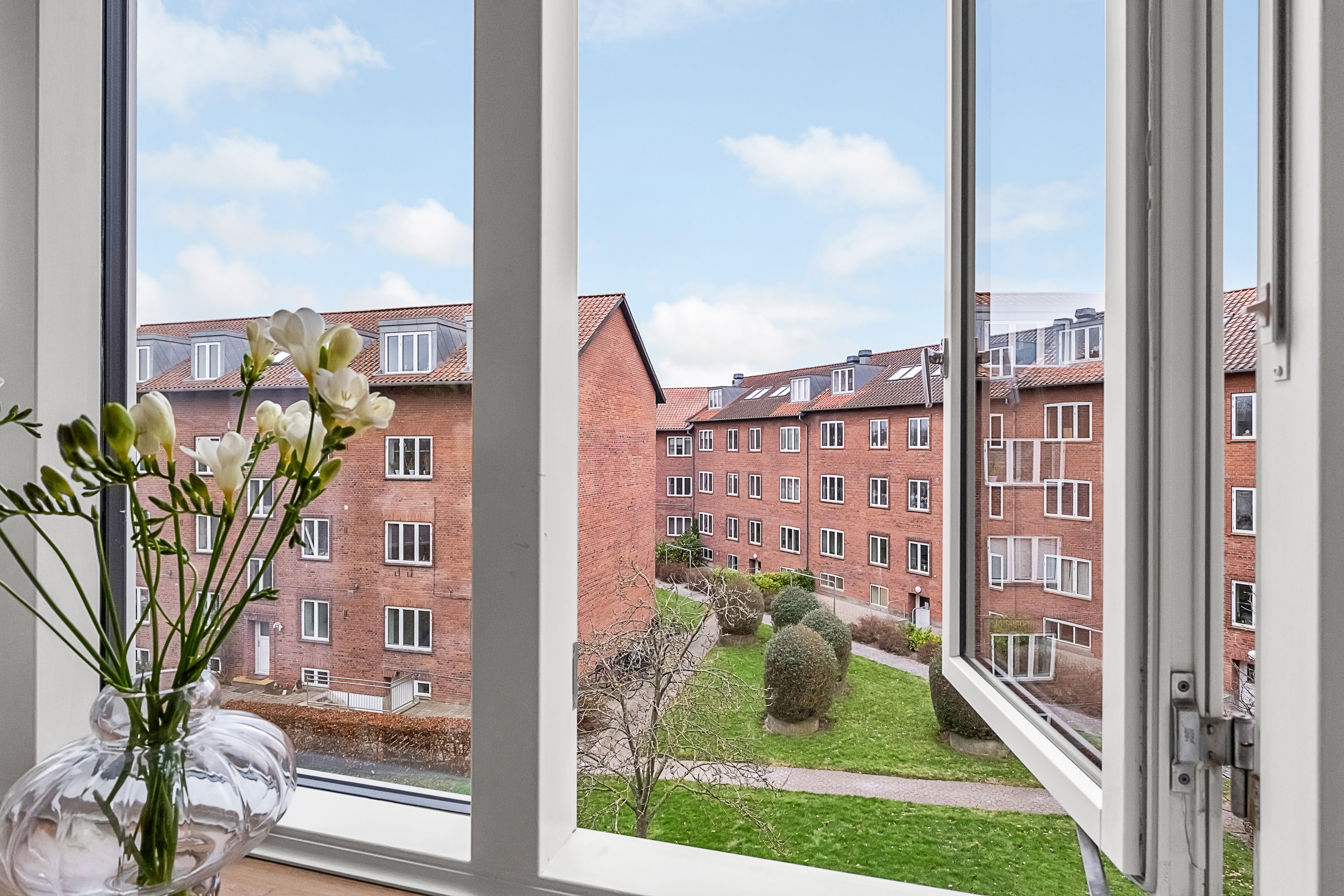 Fremhævet udsigt billede i fuldskærmstilstand. Billede af Skanderborgvej 92, 2. 2., 8000 Aarhus C