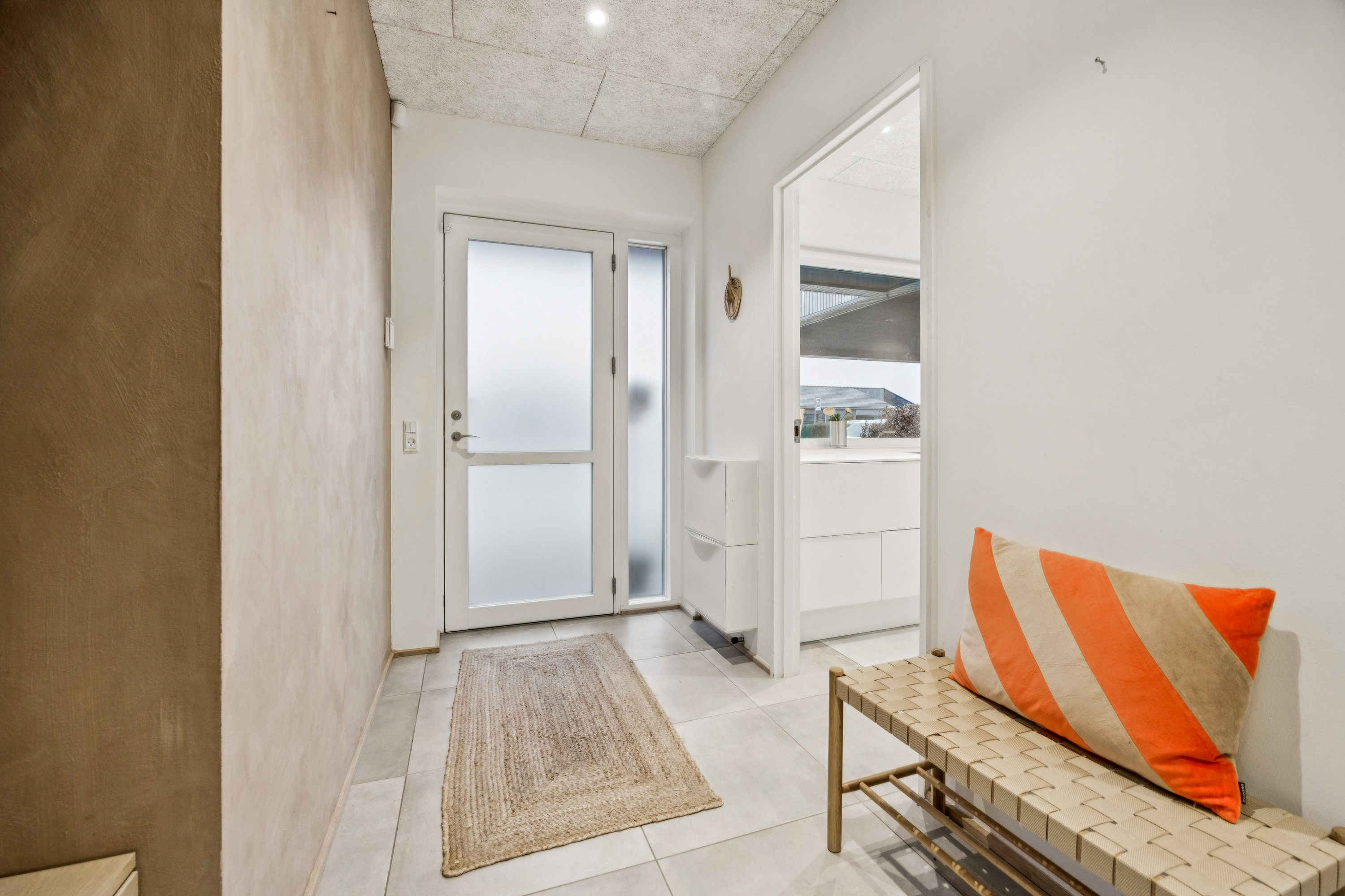 Fremhævet gang billede i fuldskærmstilstand. Billede af Nicolajs Have 3, Nørhalne, 9430 Vadum