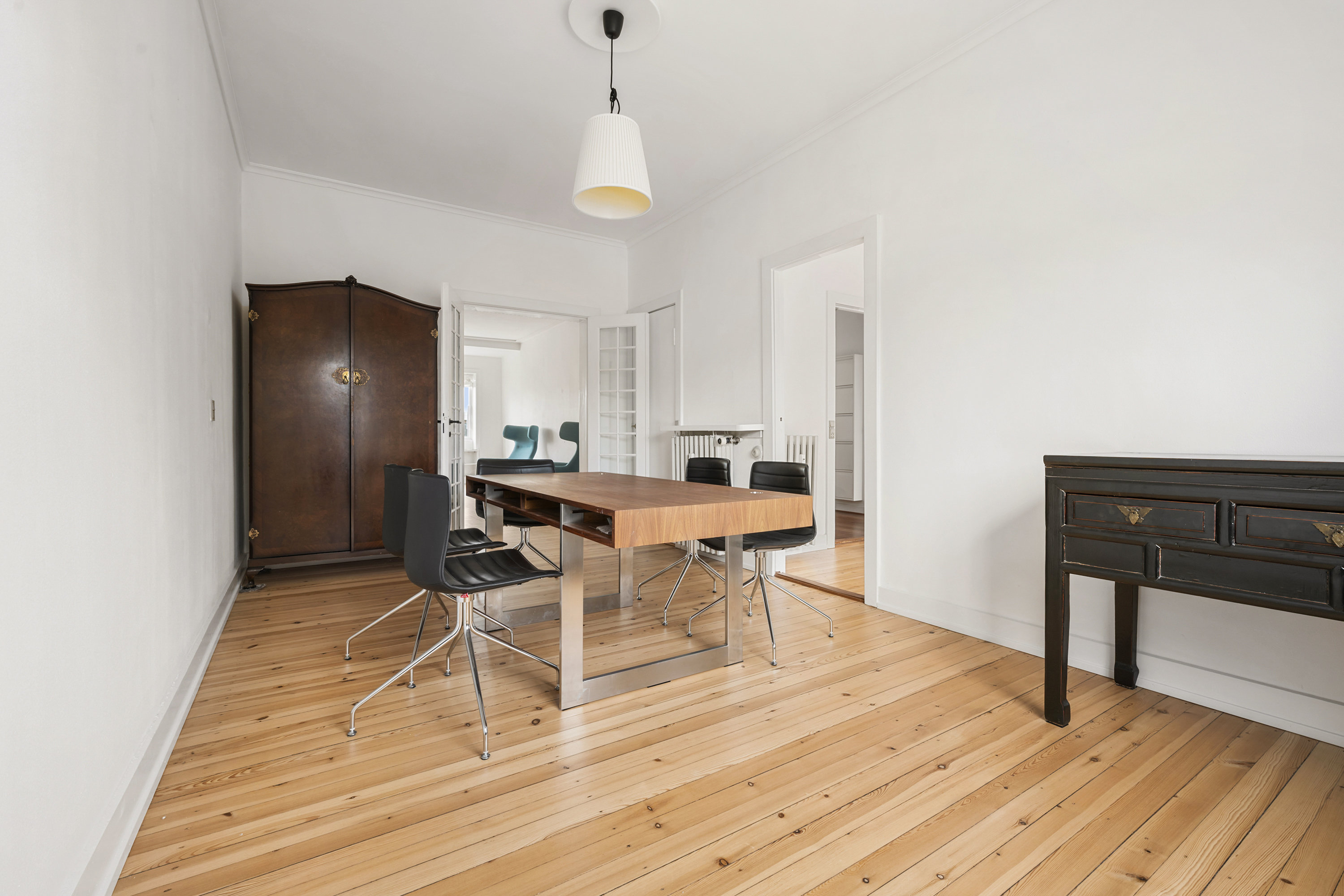 Fremhævet spisestue billede i fuldskærmstilstand. Billede af Blidahpark 33, 2. th., 2900 Hellerup