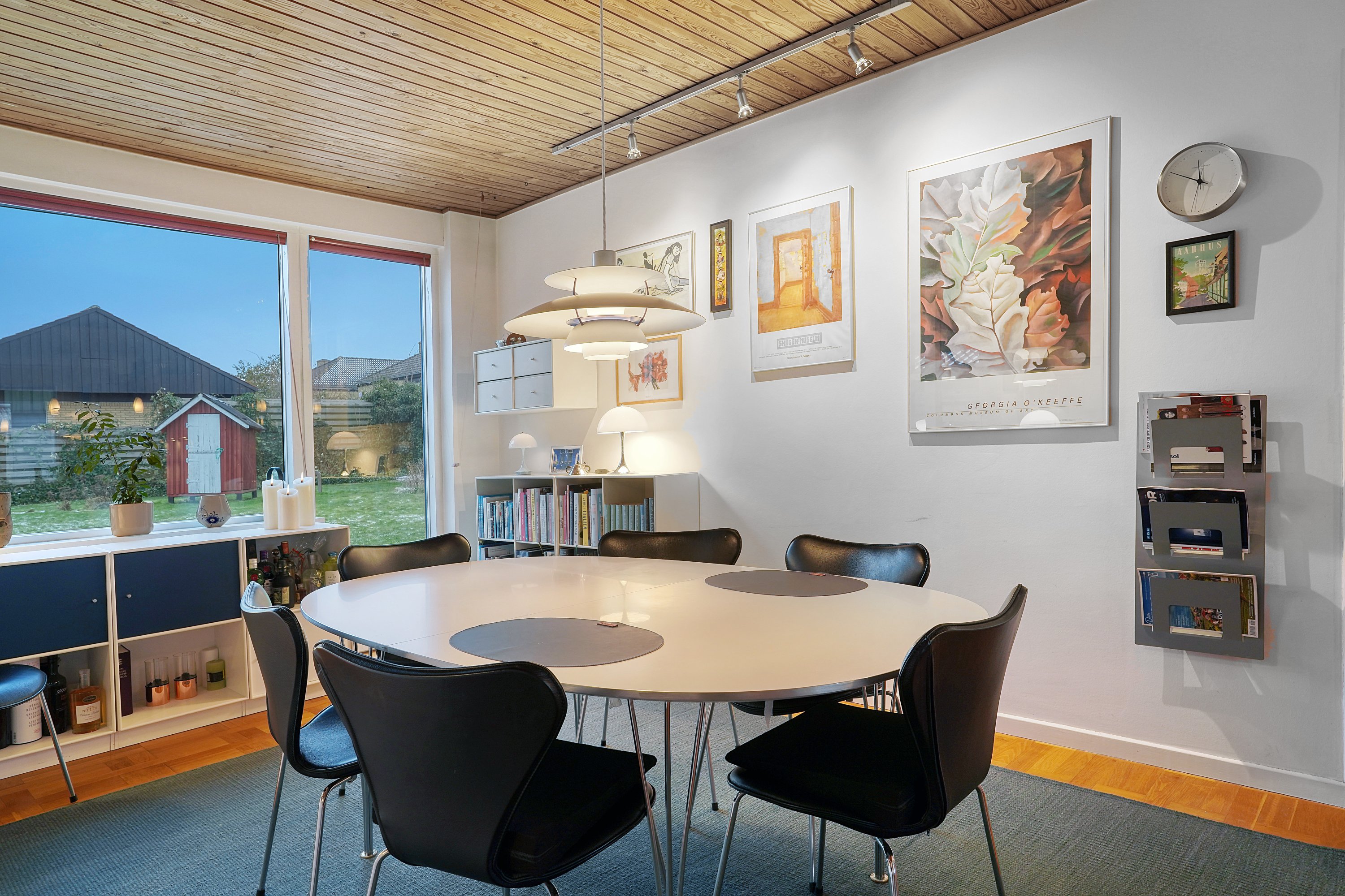 Fremhævet spisestue billede i fuldskærmstilstand. Billede af Dybedalsvej 23, 3520 Farum