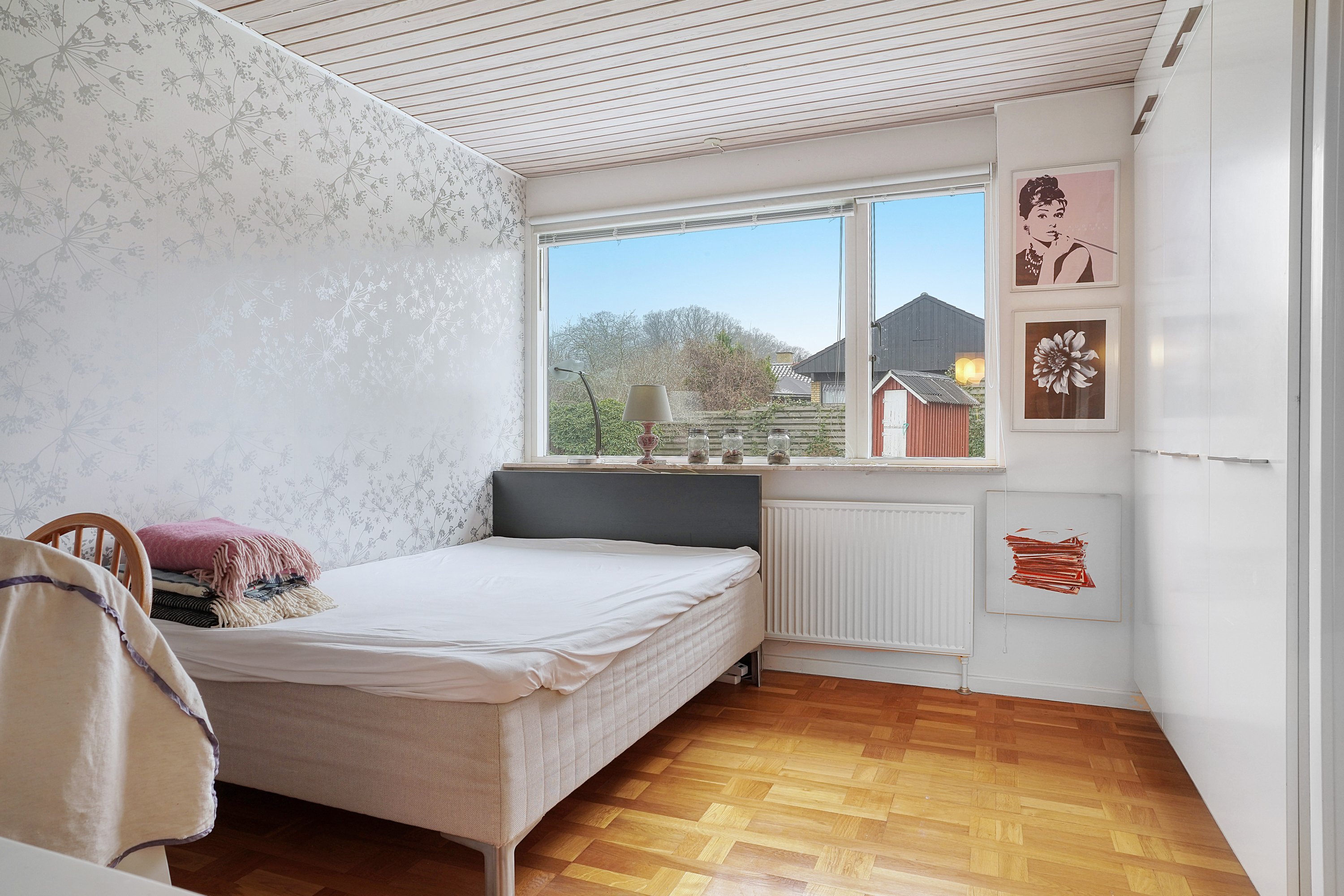 Fremhævet værelse billede i fuldskærmstilstand. Billede af Dybedalsvej 23, 3520 Farum