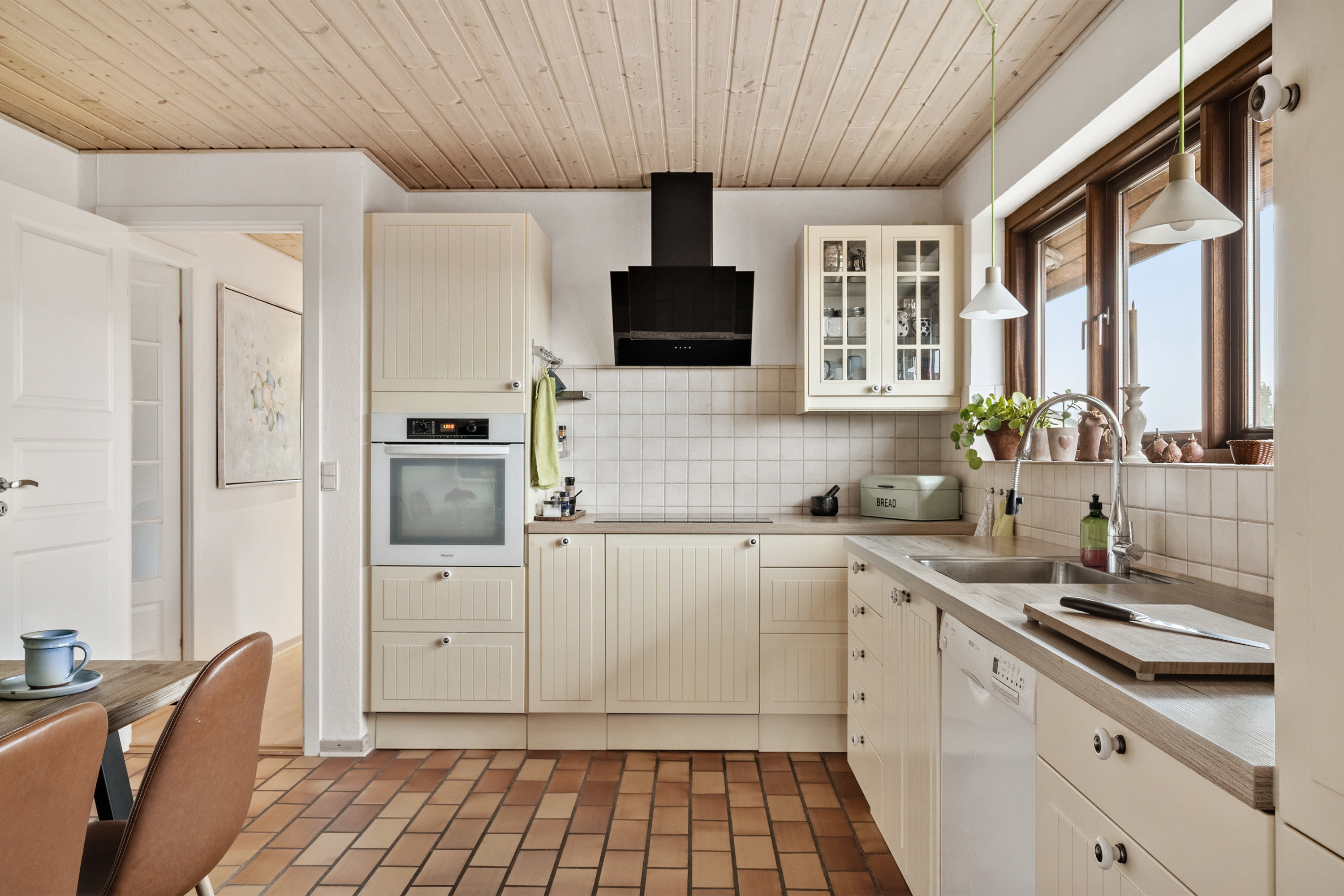 Fremhævet køkken billede i fuldskærmstilstand. Billede af Hvedevænget 59, 8700 Horsens