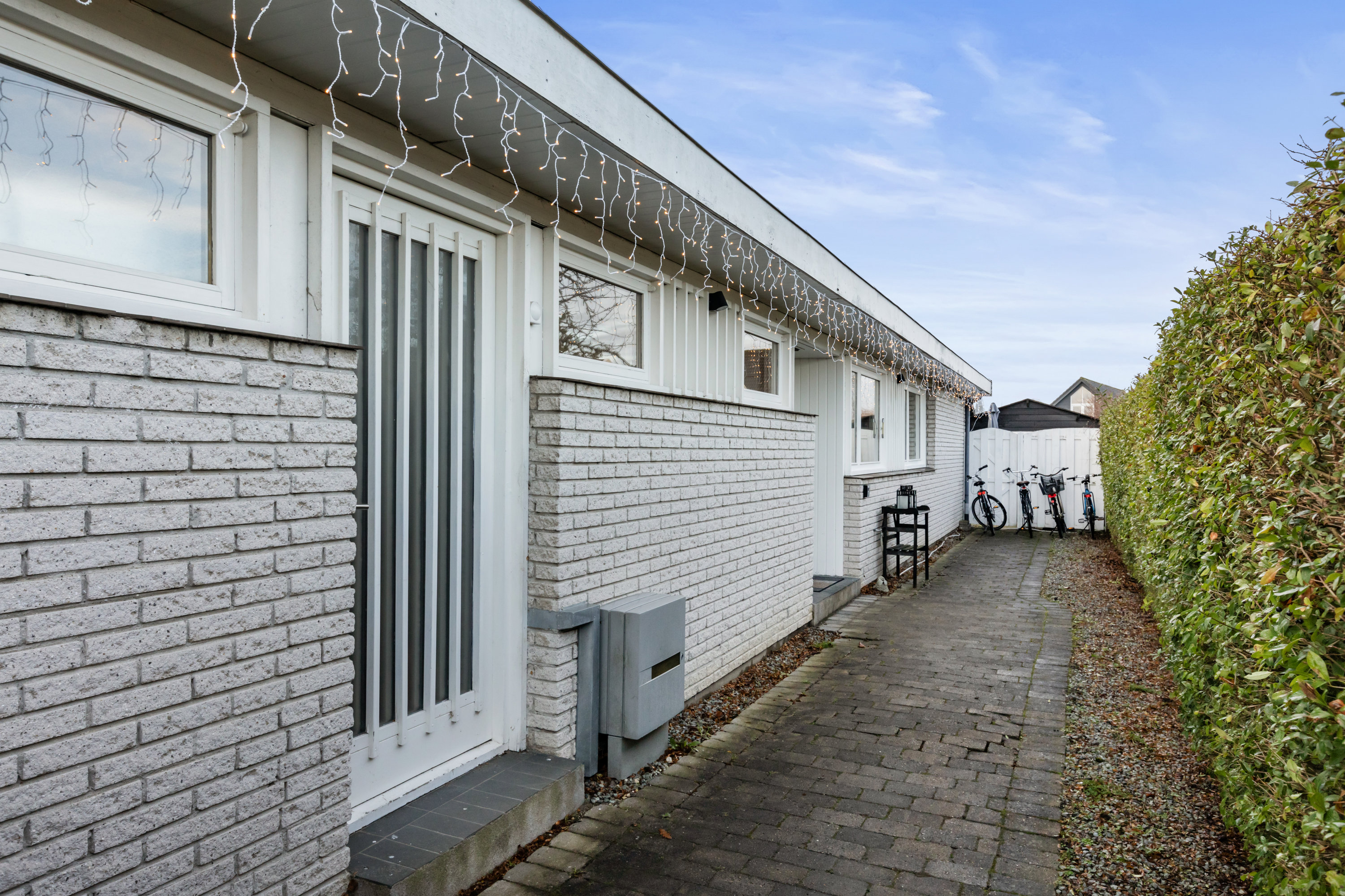 Fremhævet  billede i fuldskærmstilstand. Billede af Aladdinvej 18, 2770 Kastrup